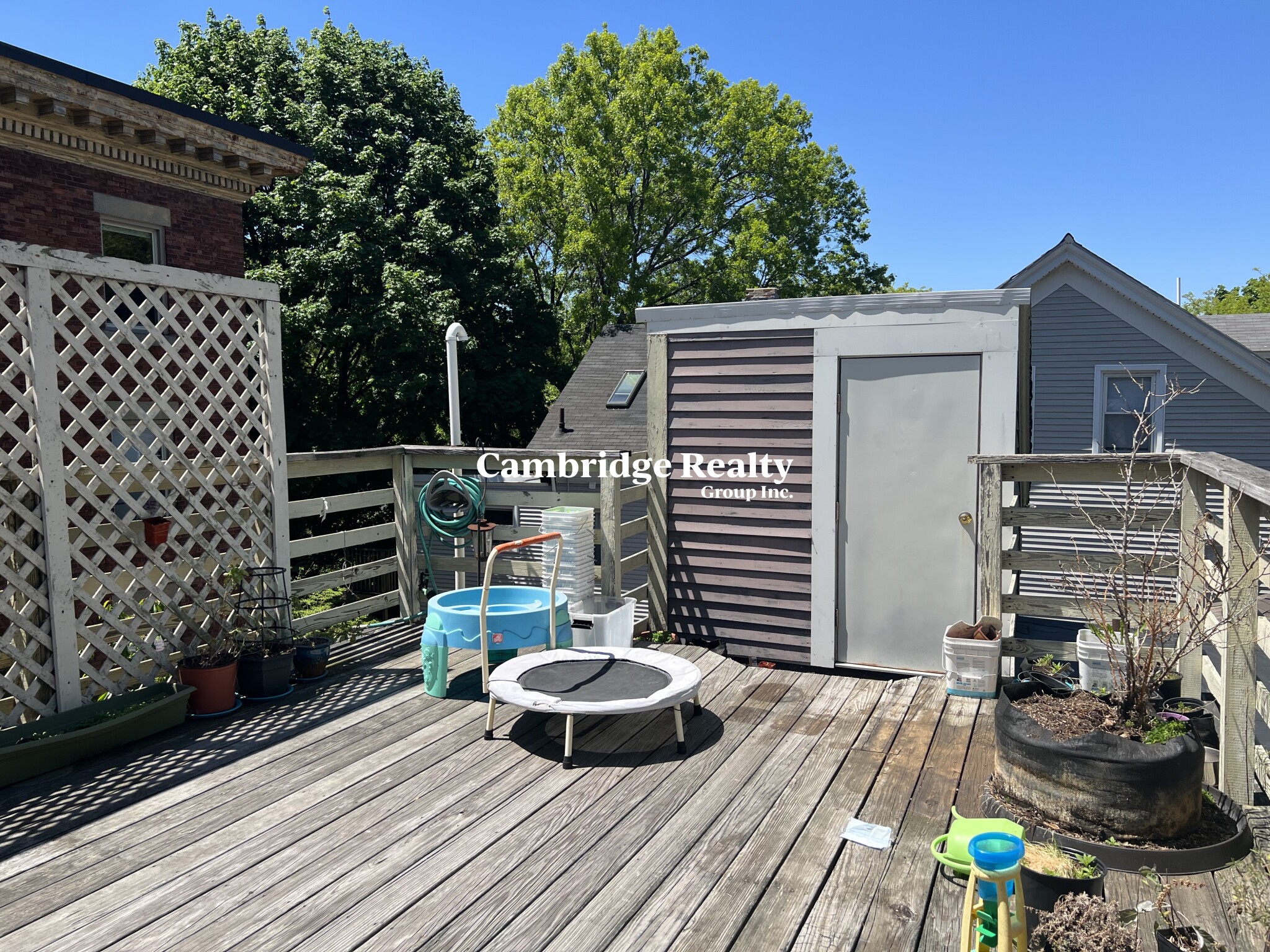 2 Kelly Rd, Cambridgeport