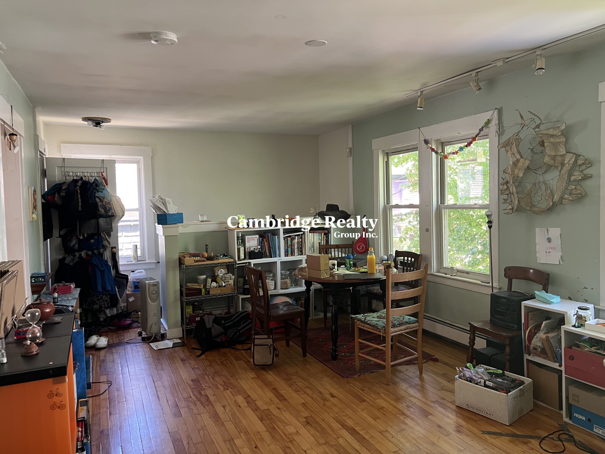 2 Kelly Rd, Cambridgeport