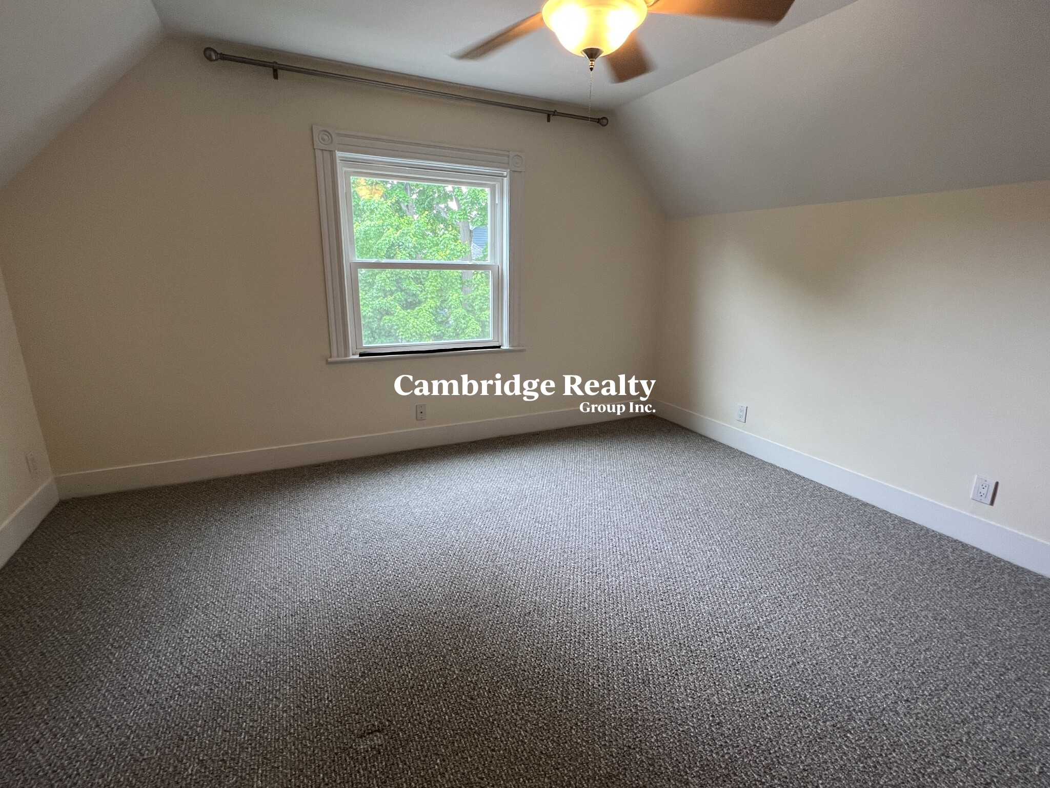 16 Edward Sullivan Rd, West Cambridge