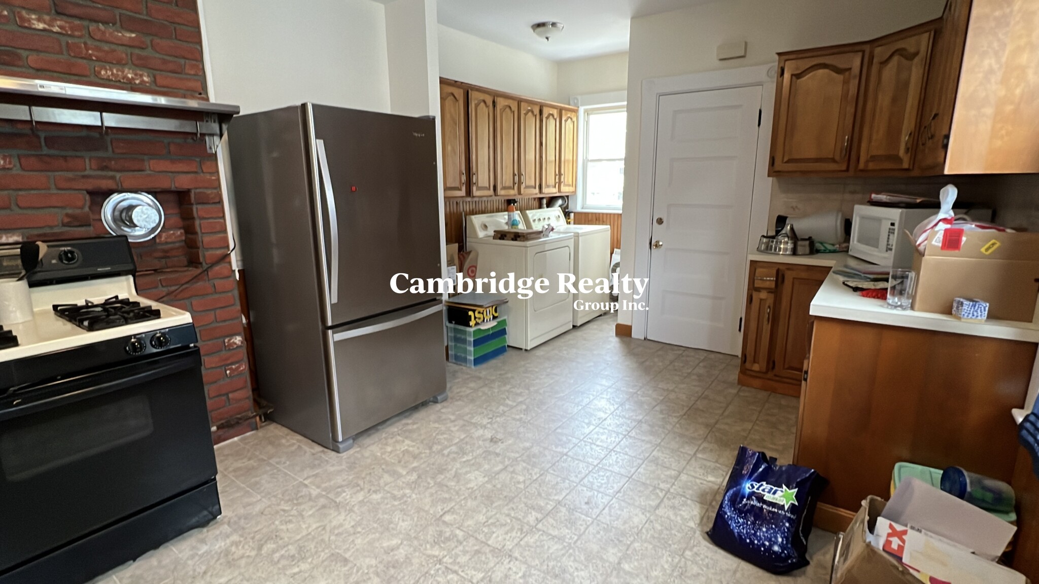 16 Edward Sullivan Rd, West Cambridge