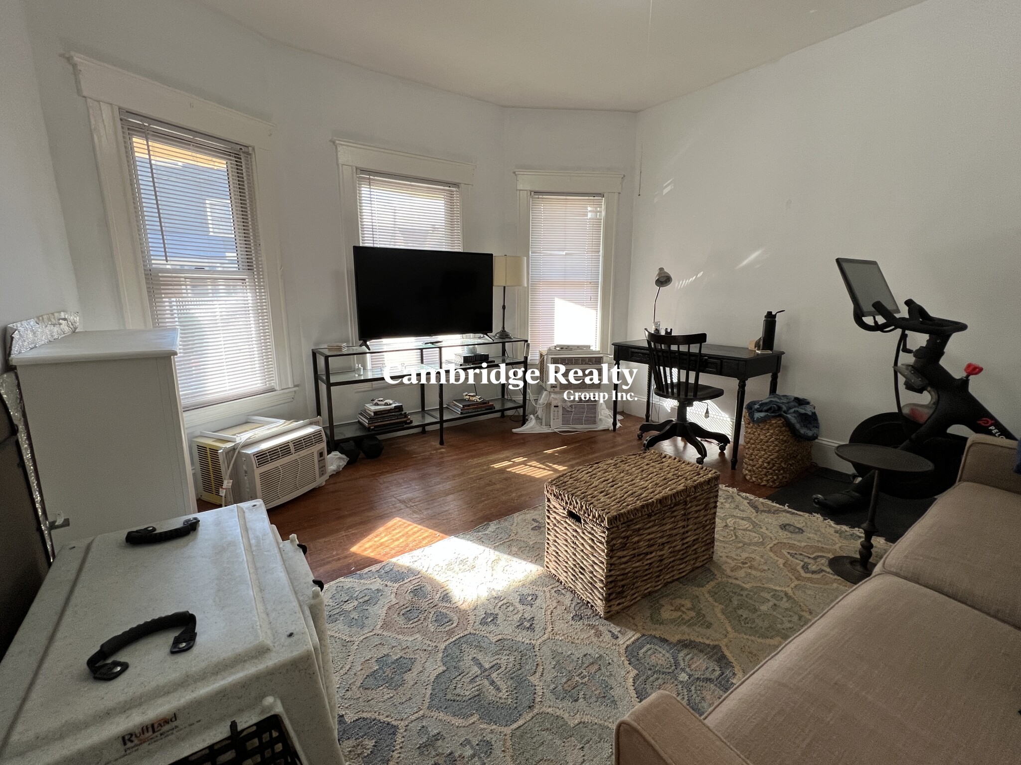 49 Rogers Ave, Ball Square