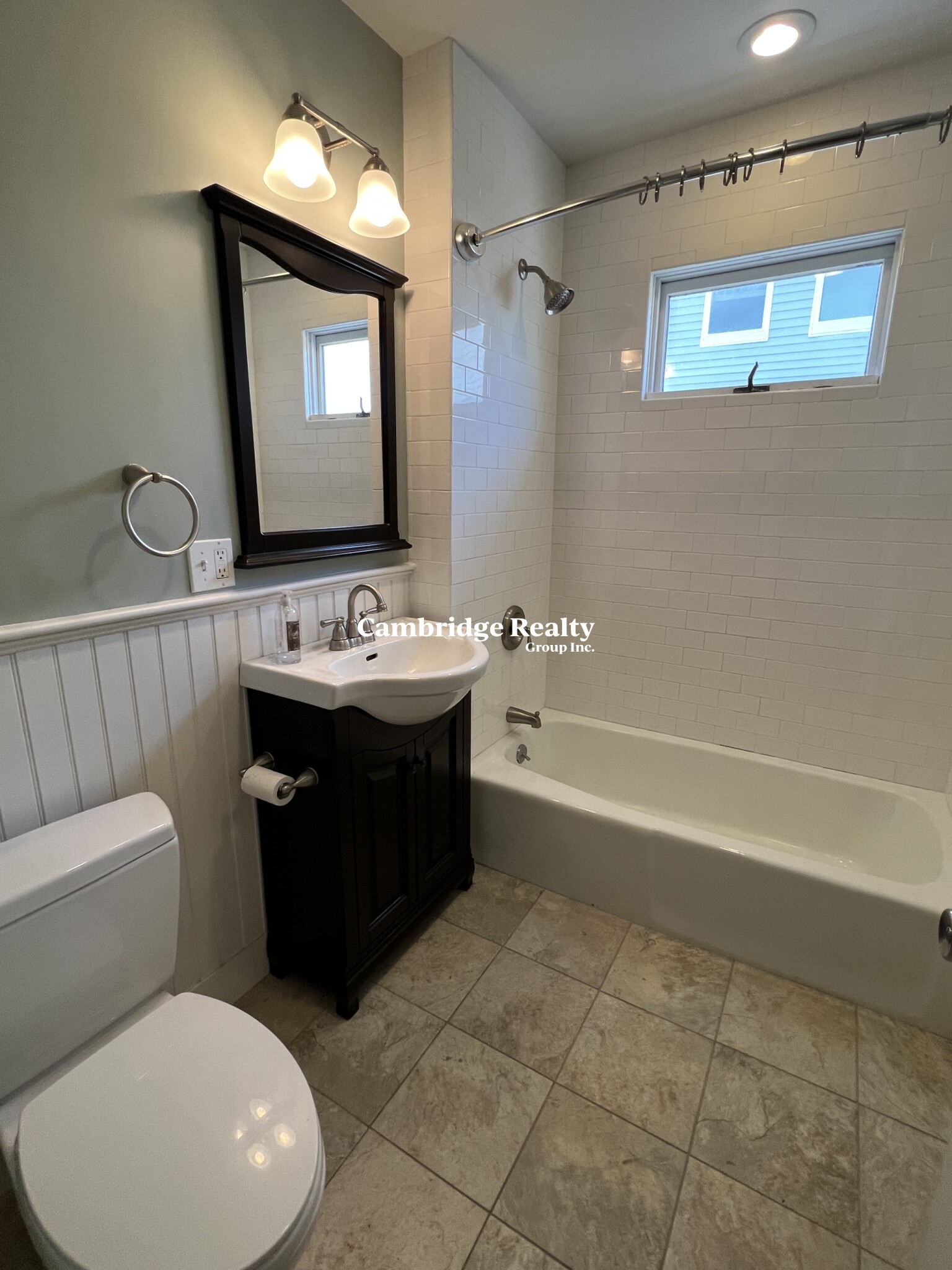 52 Raymond Ave, West Somerville