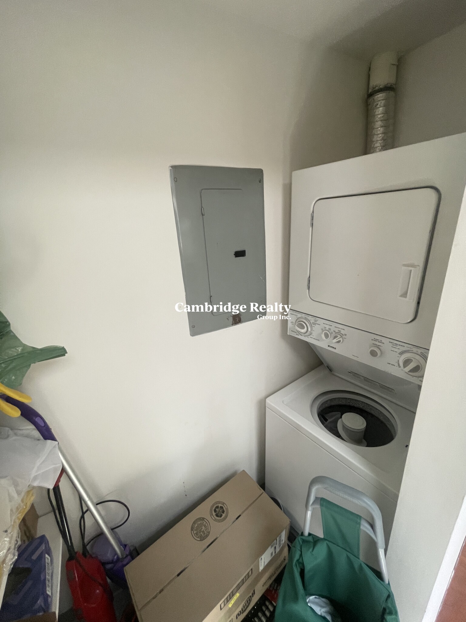 218 Thorndike St, East Cambridge