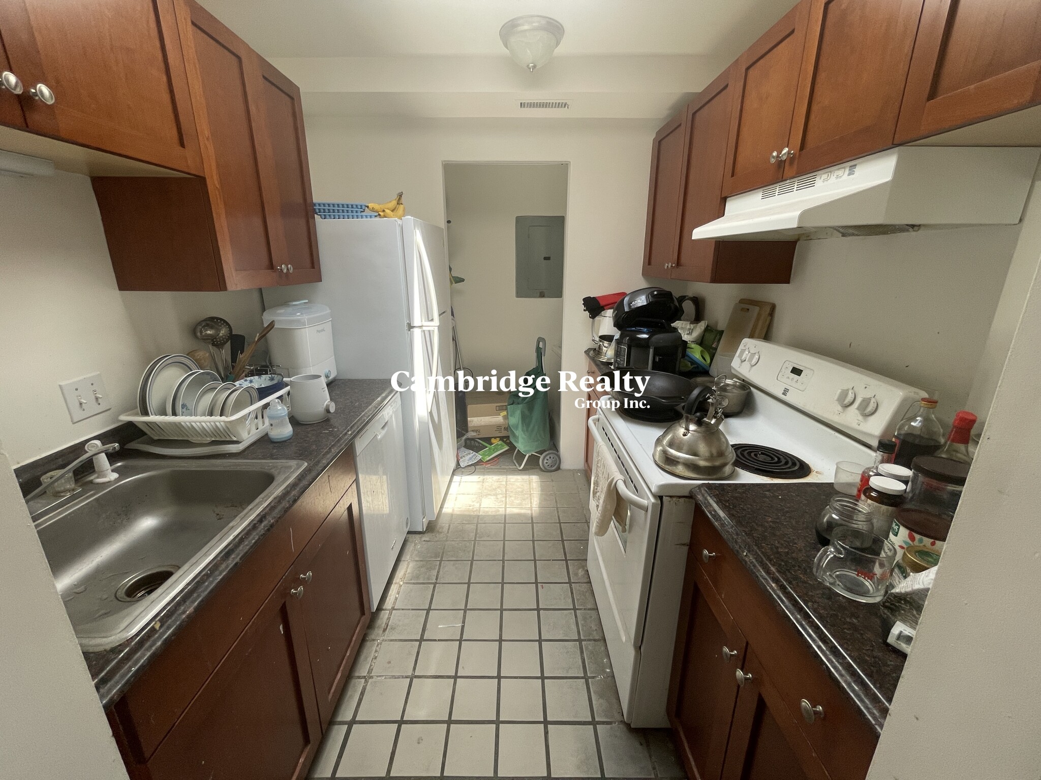 218 Thorndike St, East Cambridge