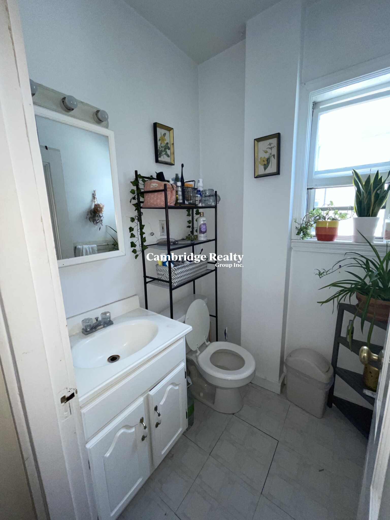 83 Yorktown St, Teele Square