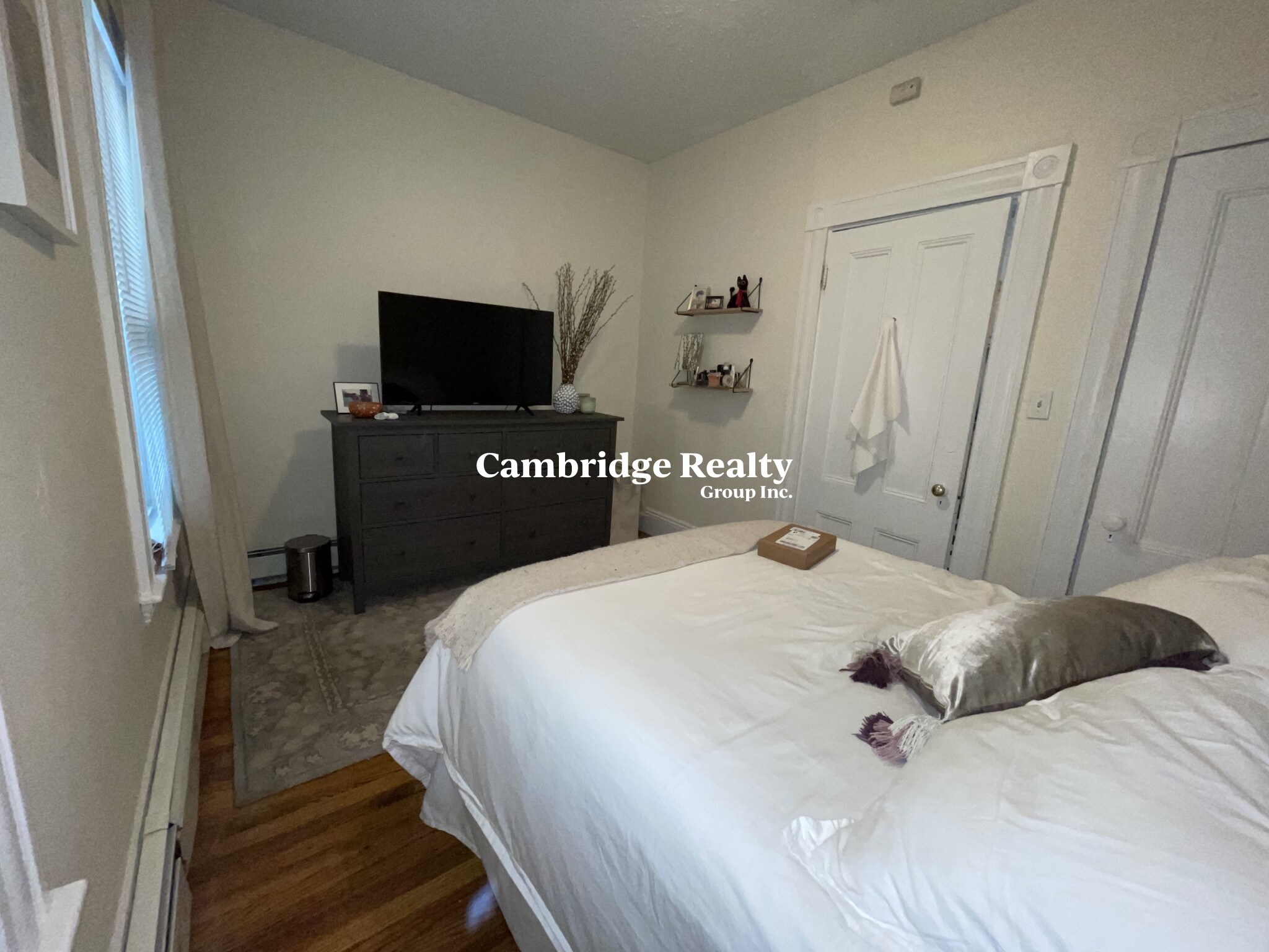 392 Washington St, Inman Square