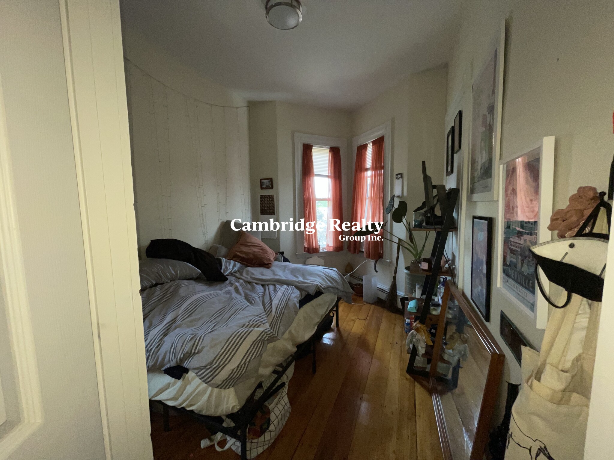 392 Washington St, Inman Square