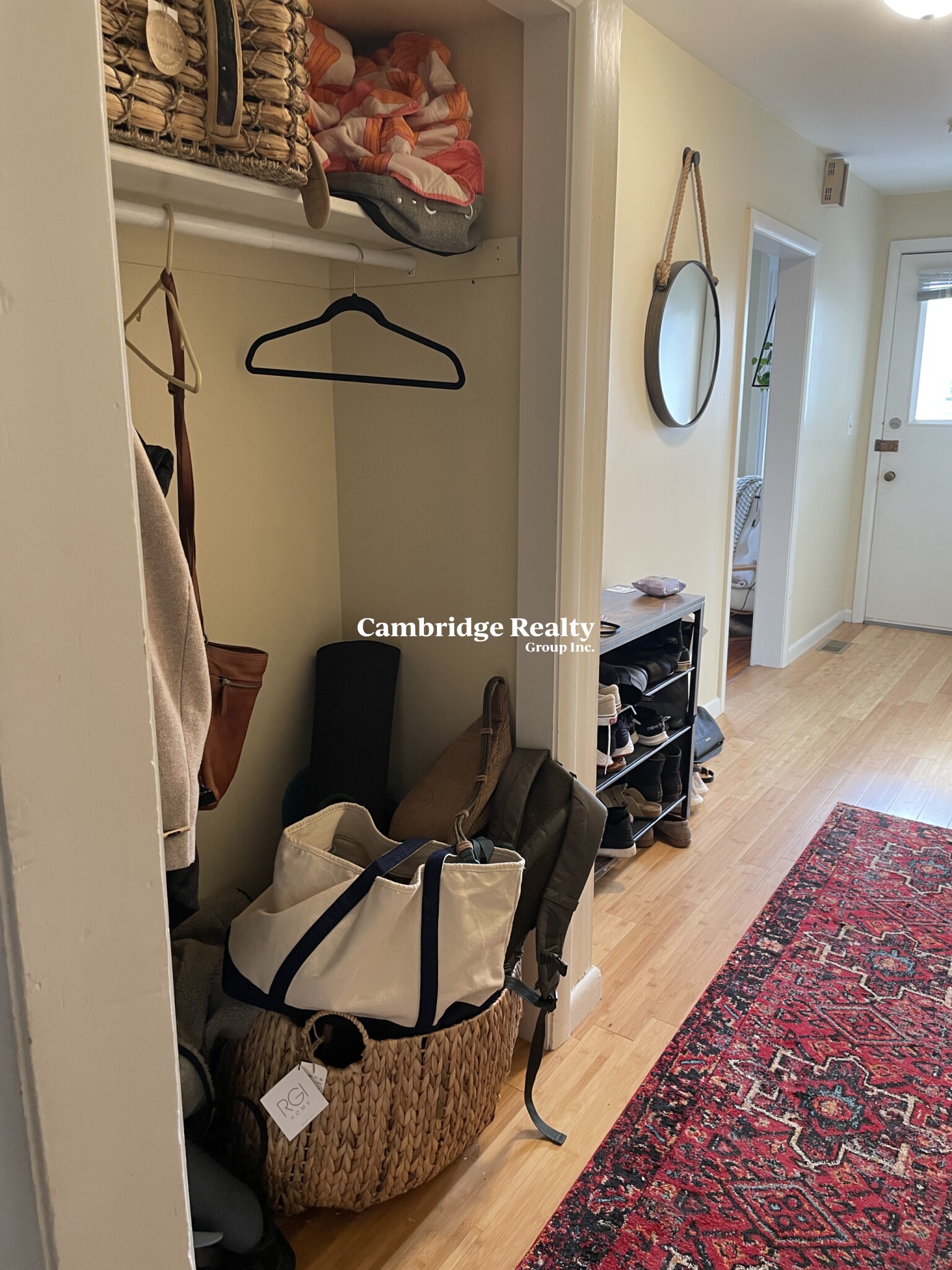 9 Belknap St, West Somerville