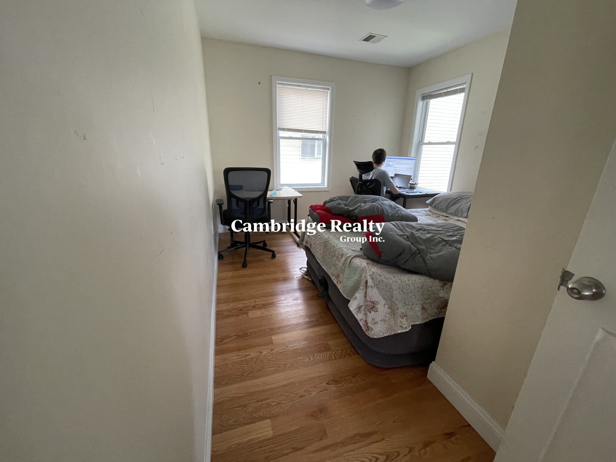 142 Holland St, Davis Square