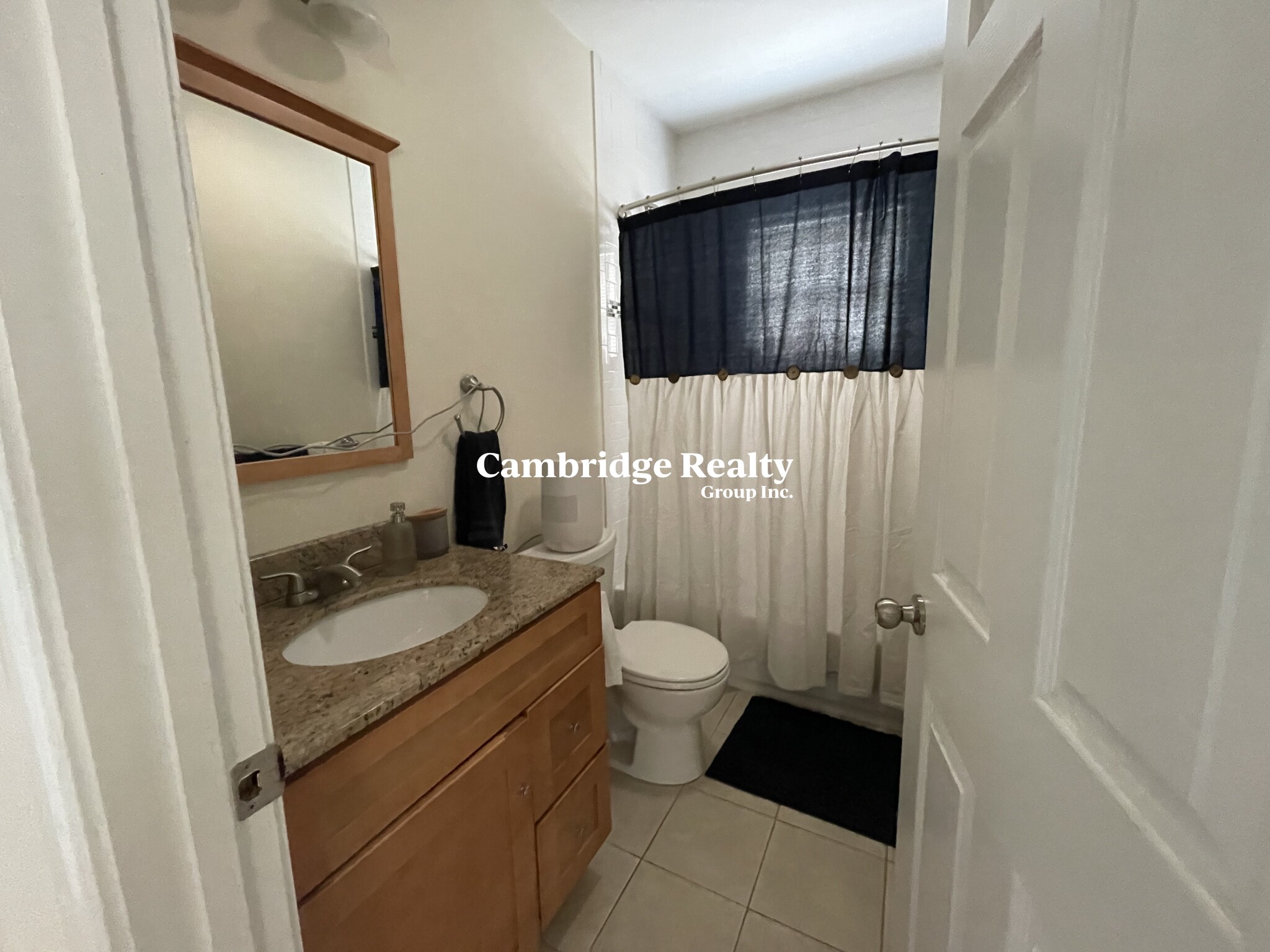 142 Holland St, Davis Square