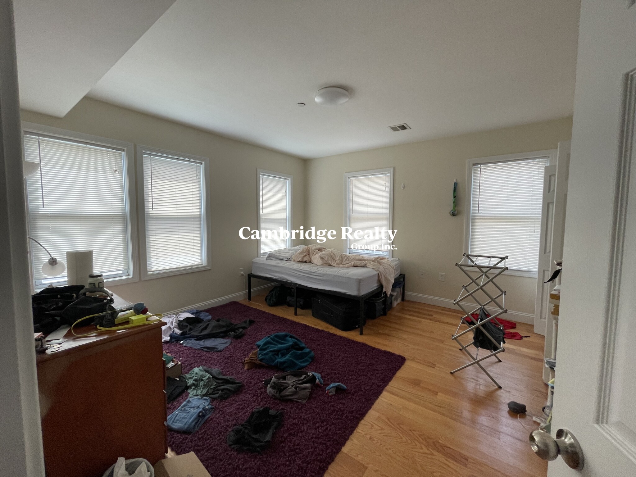 142 Holland St, Davis Square