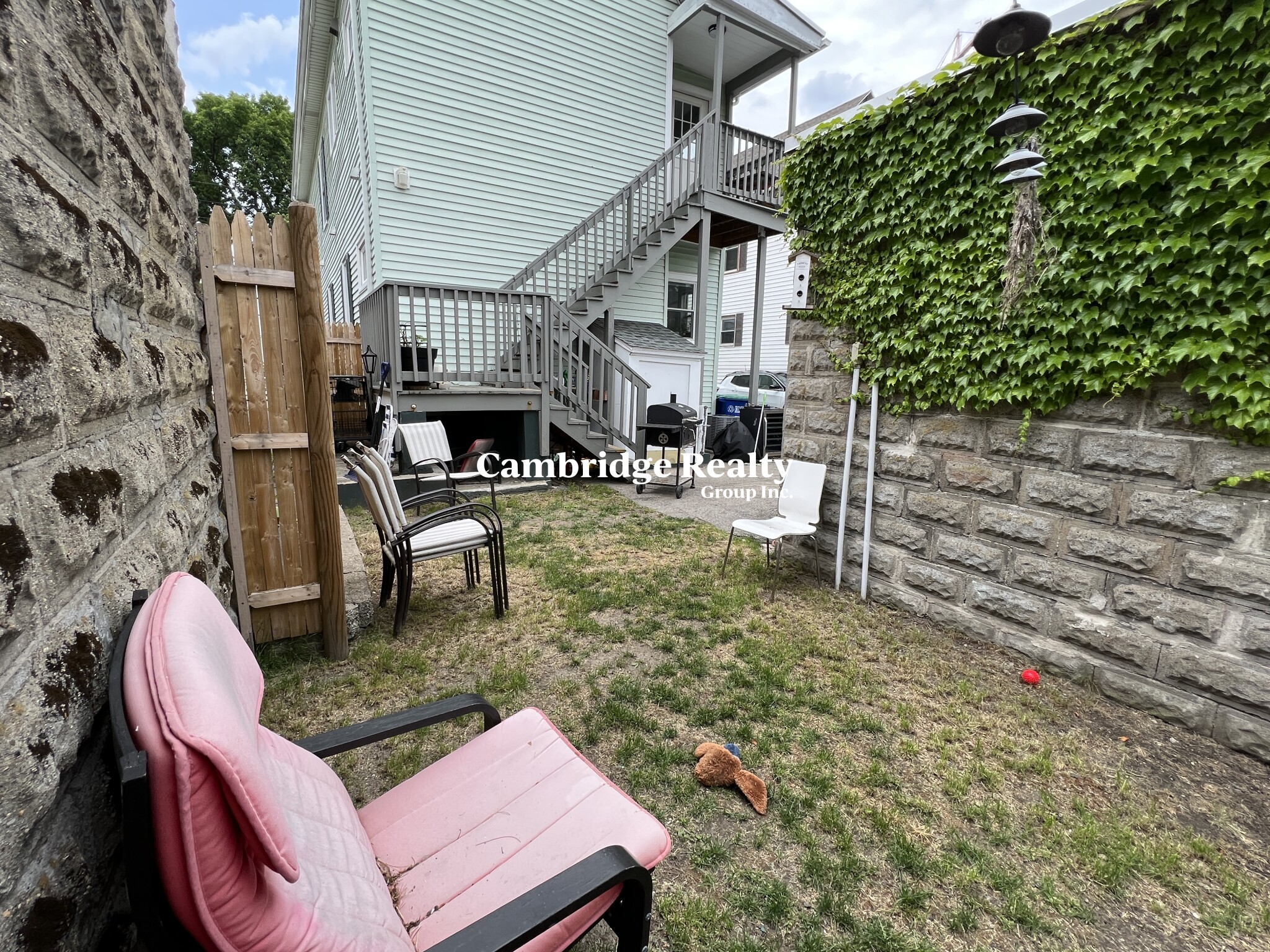 22 Concord Ave, Union Square