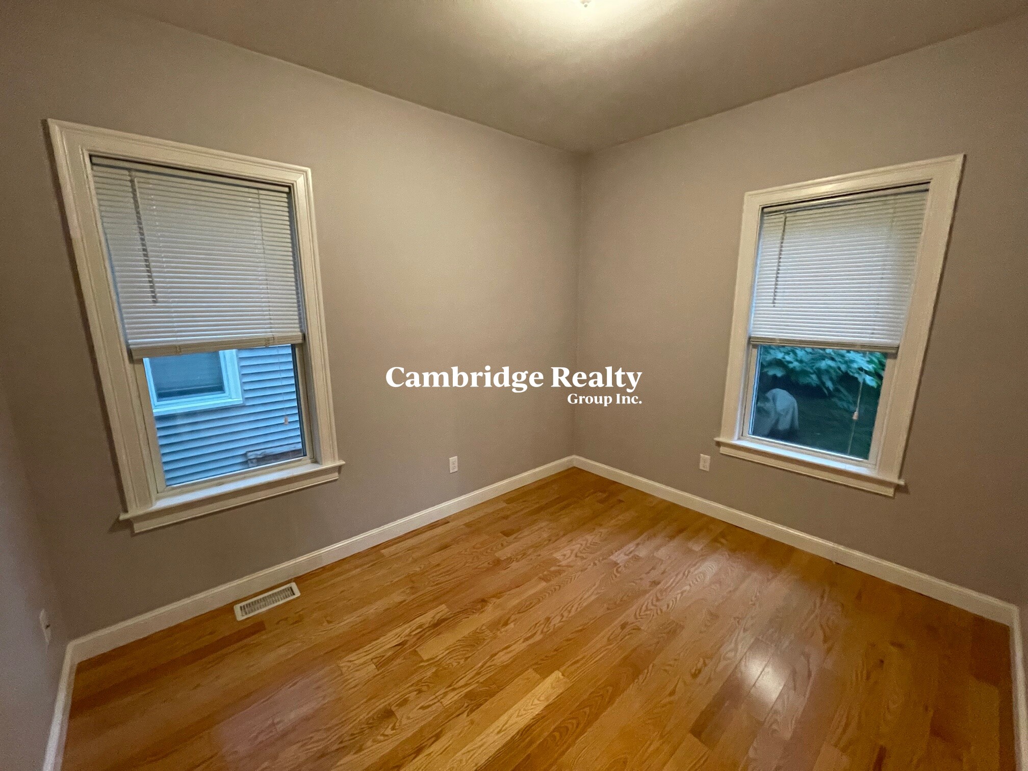 83 Newbury St, West Somerville