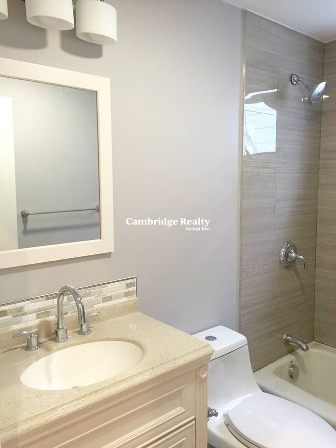 83 Newbury St, West Somerville