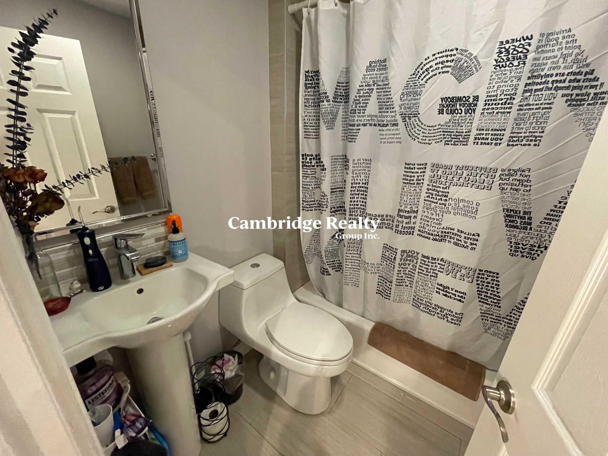 83 Newbury St, West Somerville