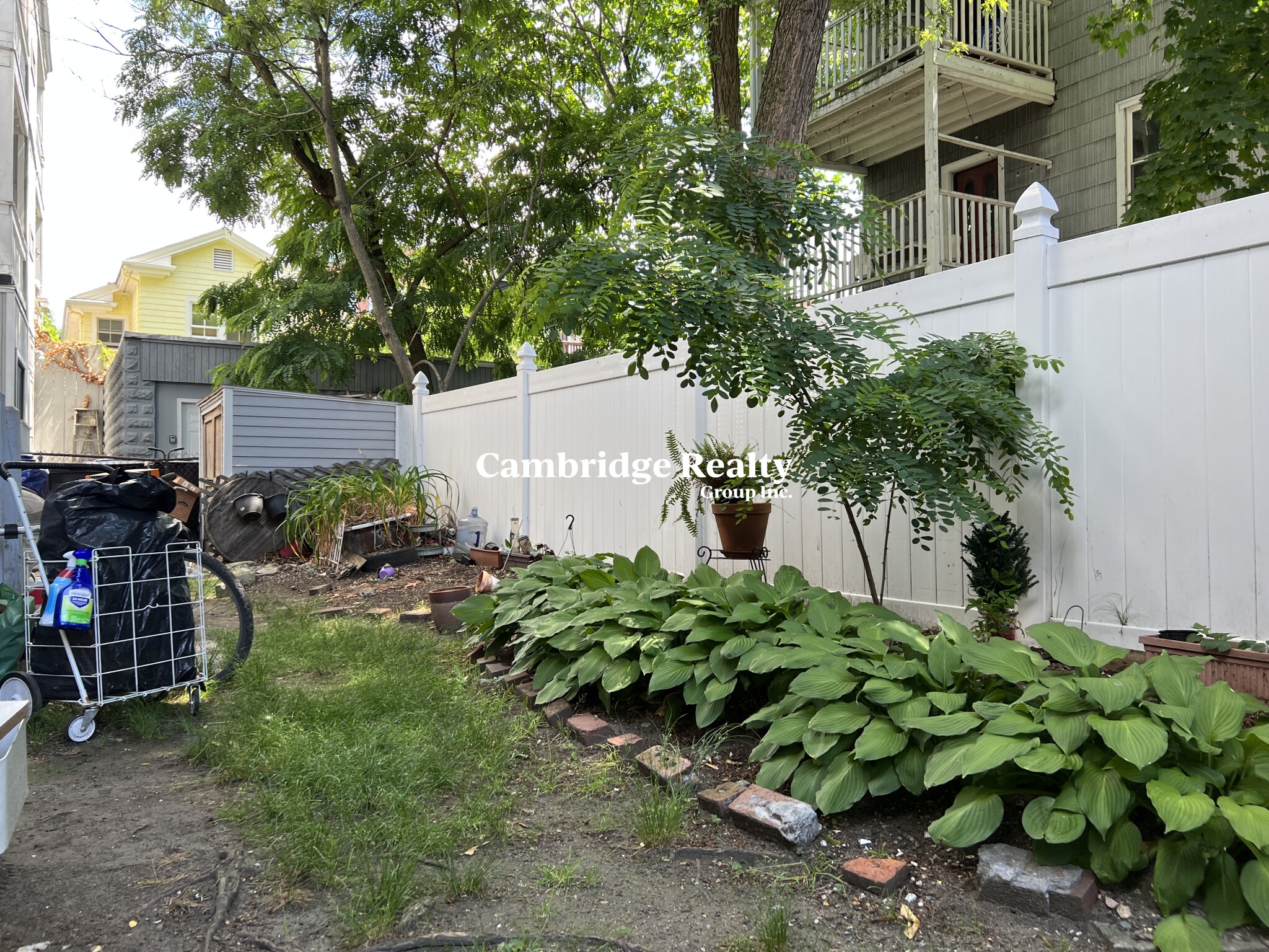 64 Pleasant St, Cambridgeport