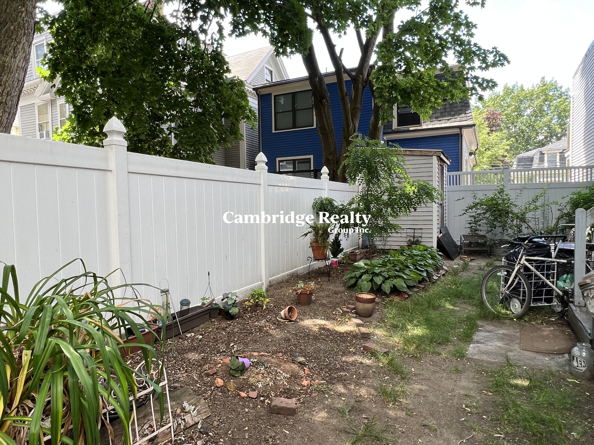64 Pleasant St, Cambridgeport