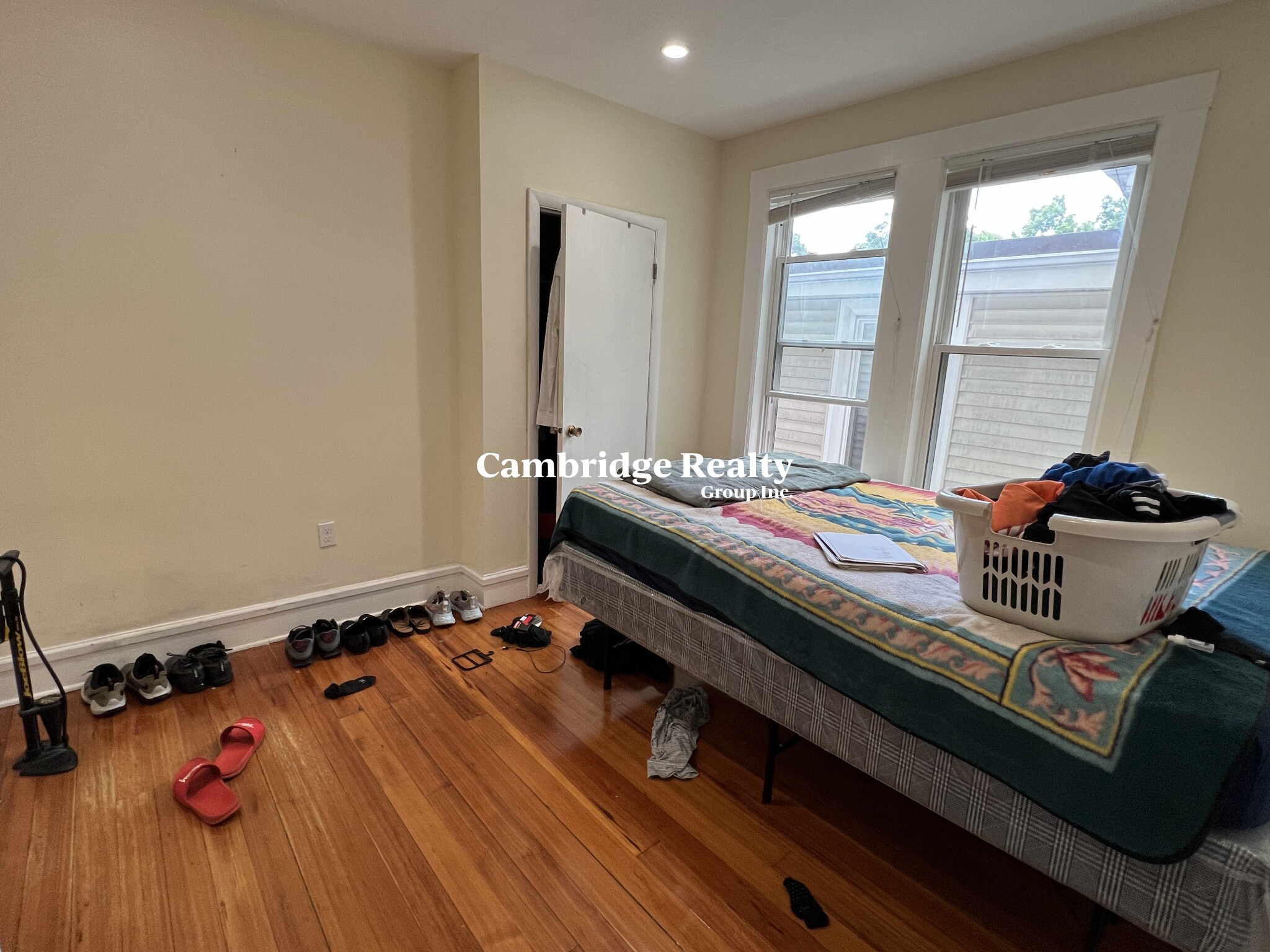 66 Pleasant St, Cambridgeport