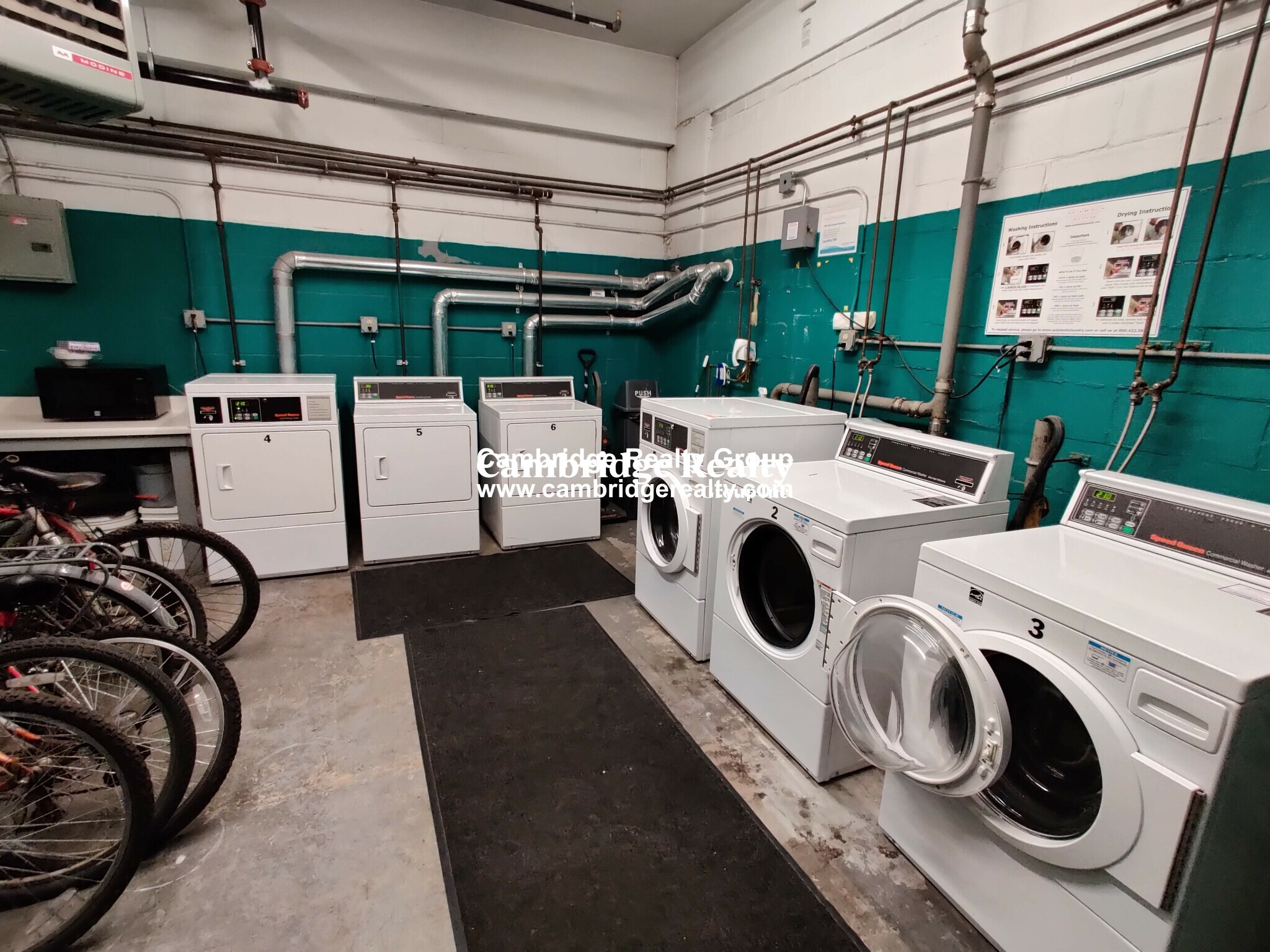 784 Main St, The Port