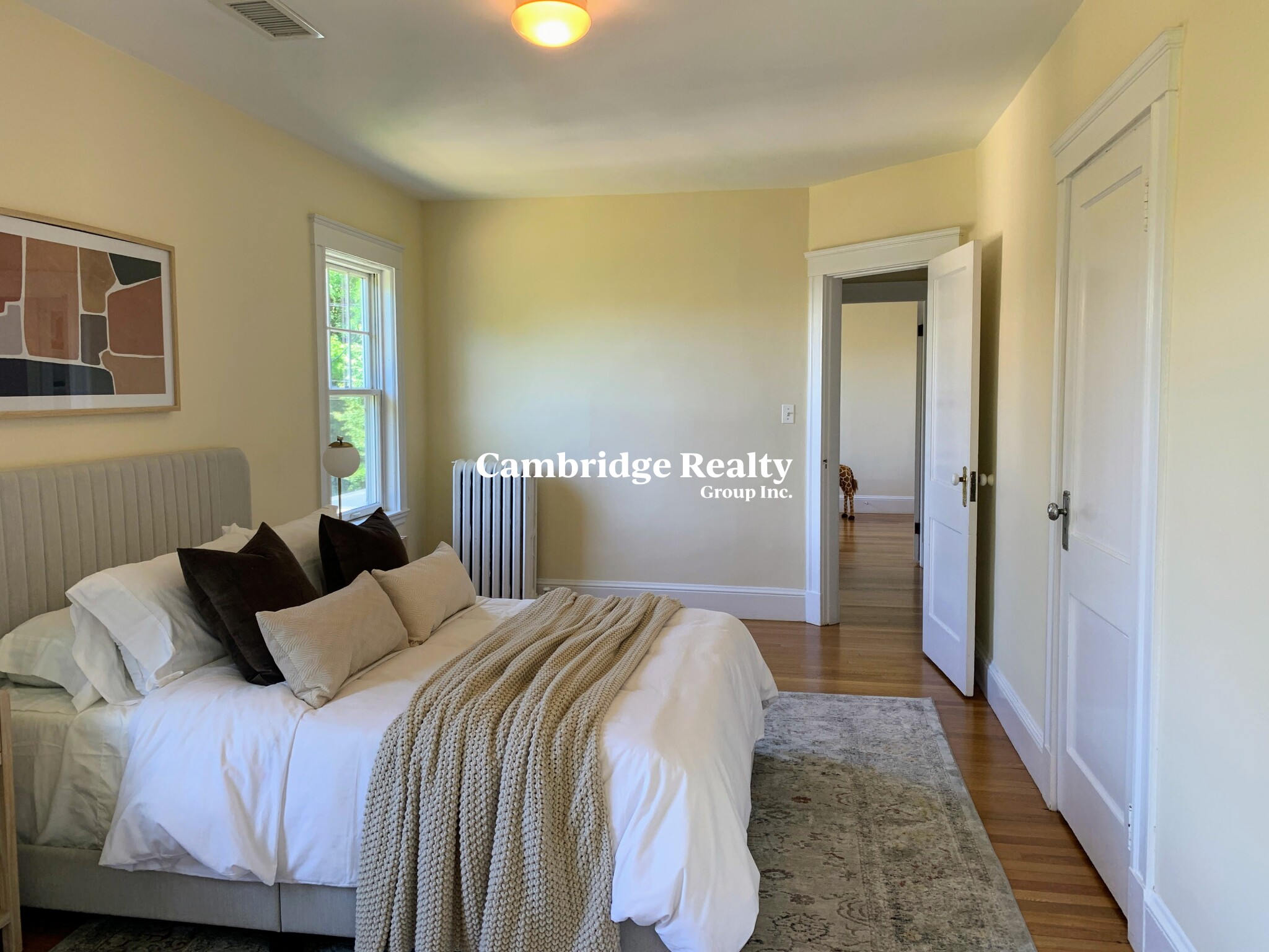 608 Huron Ave, Strawberry Hill