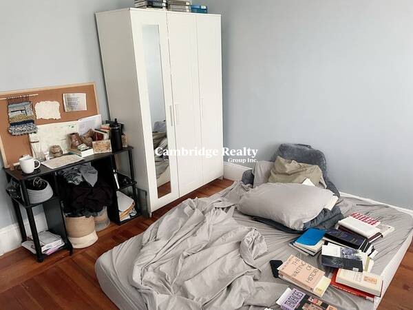 10 Liberty Ave, Powderhouse