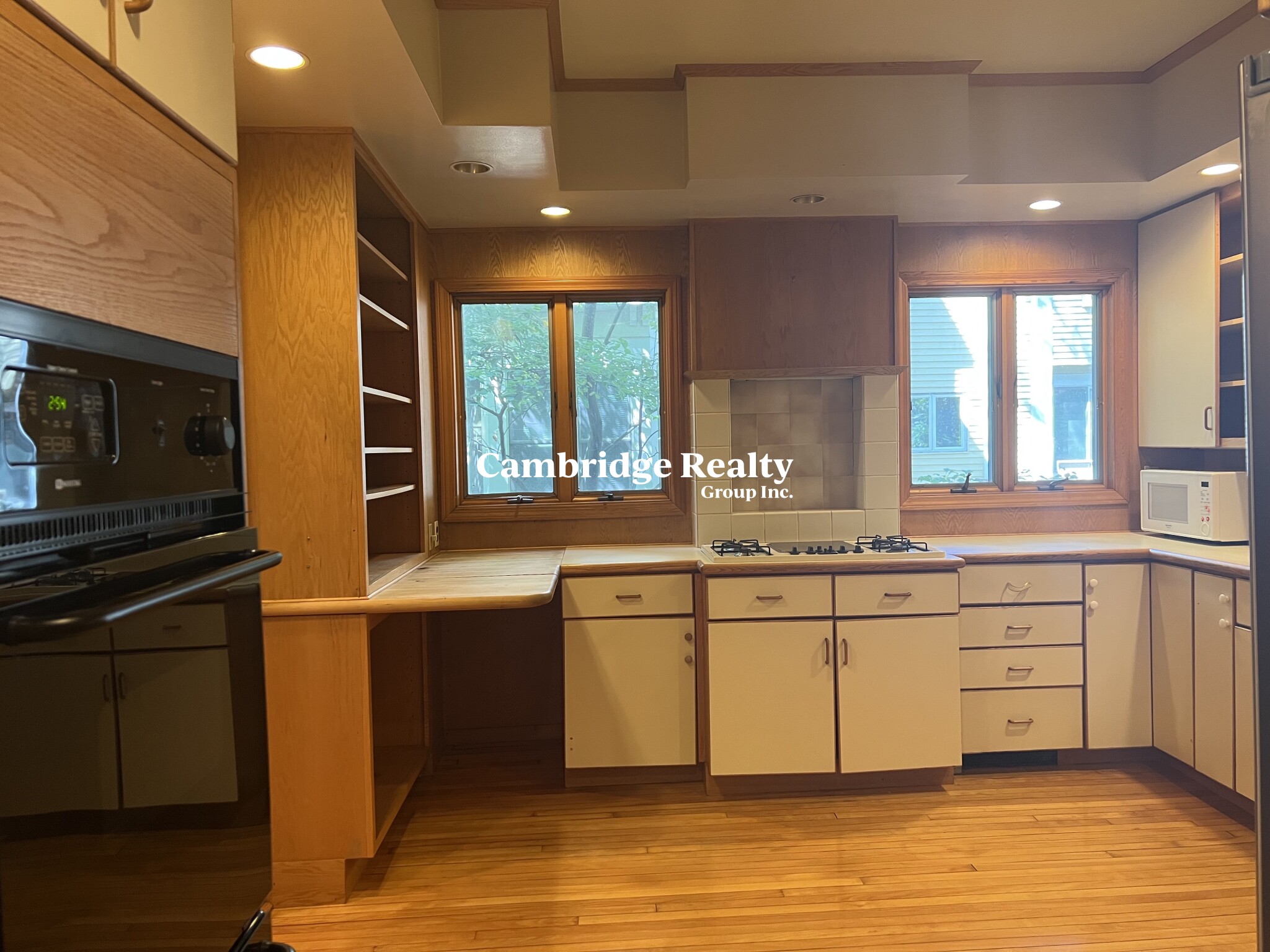 10 Sumner Rd, Harvard Square