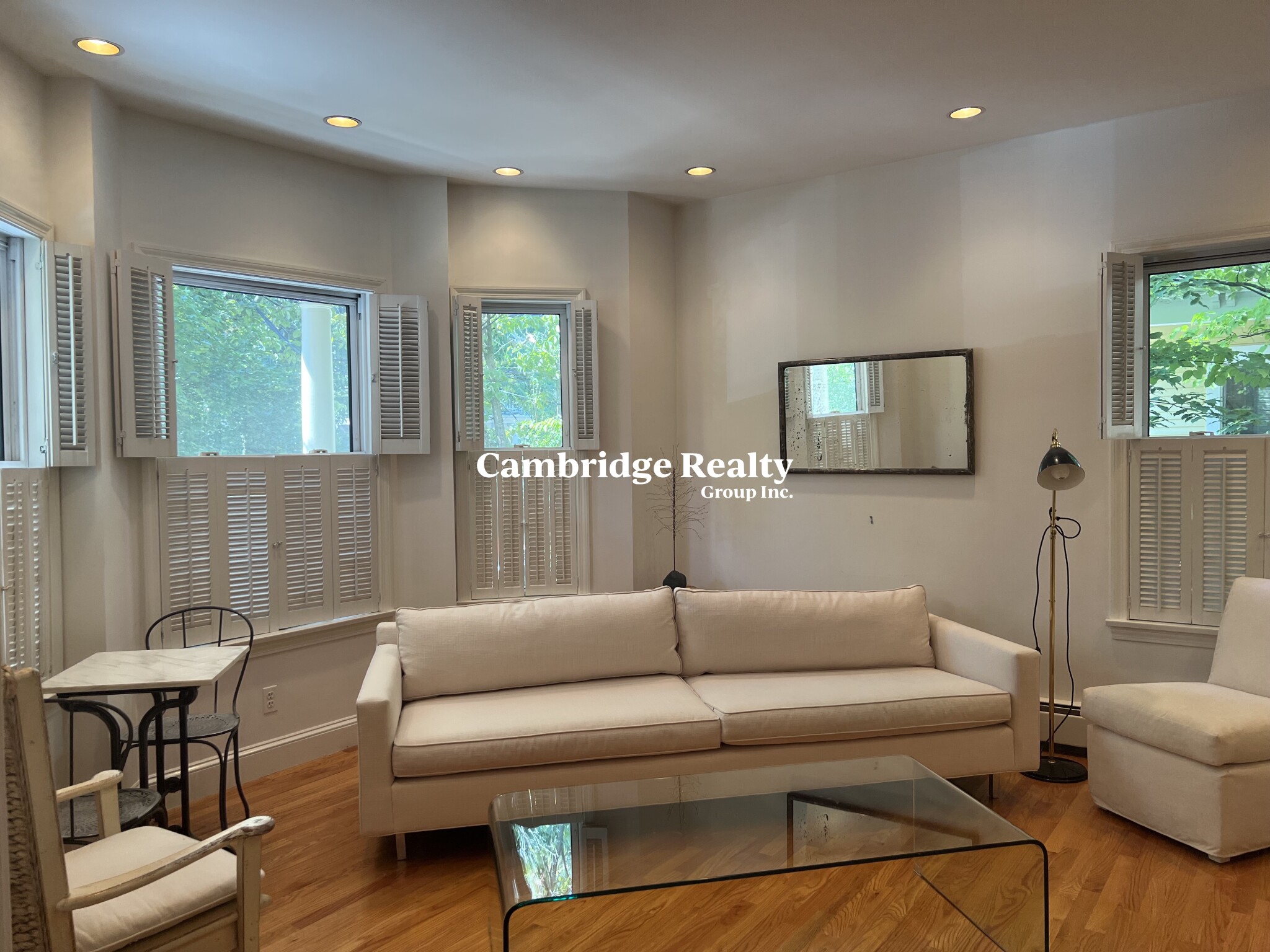 10 Sumner Rd, Harvard Square