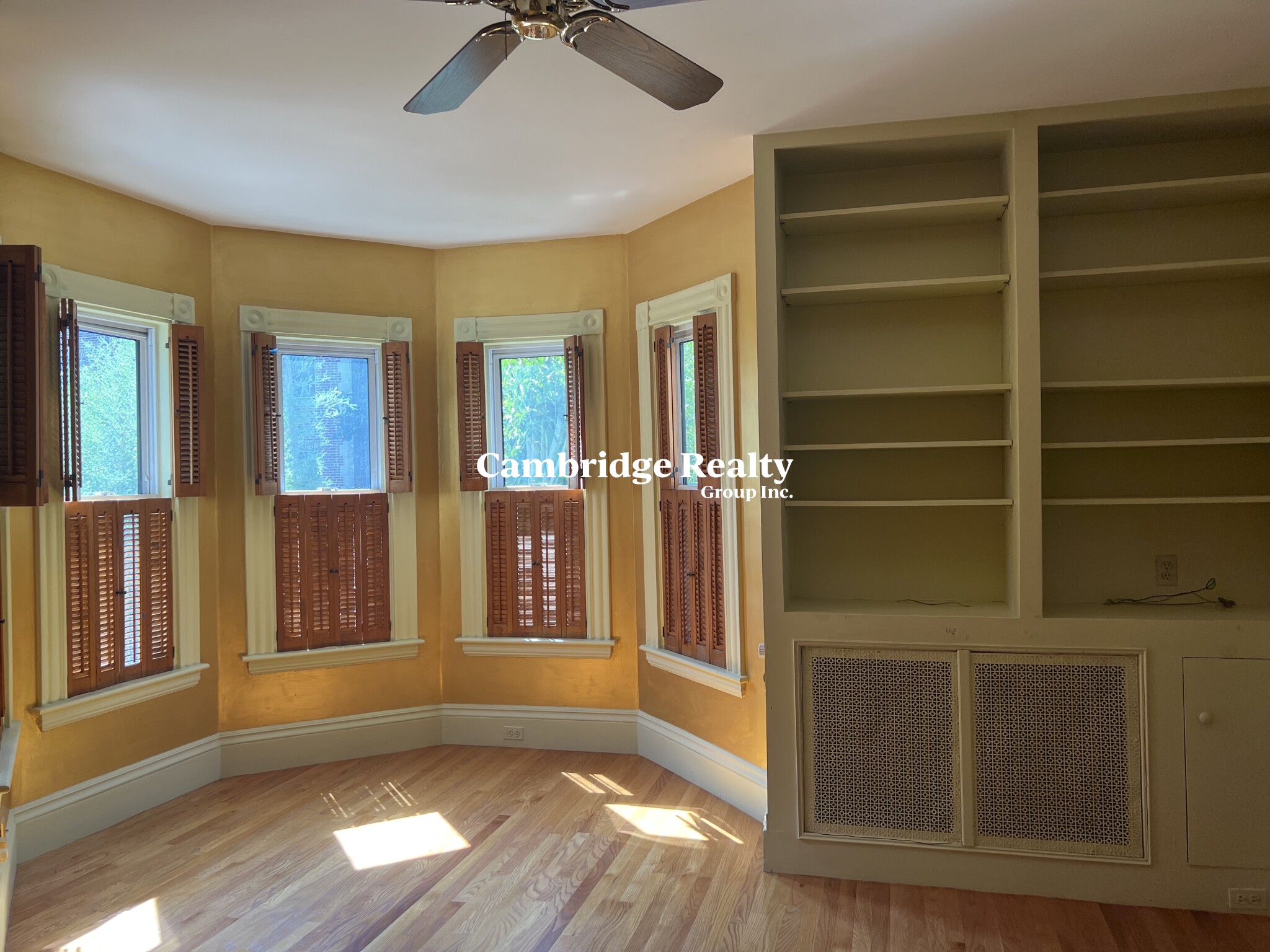 10 Sumner Rd, Harvard Square