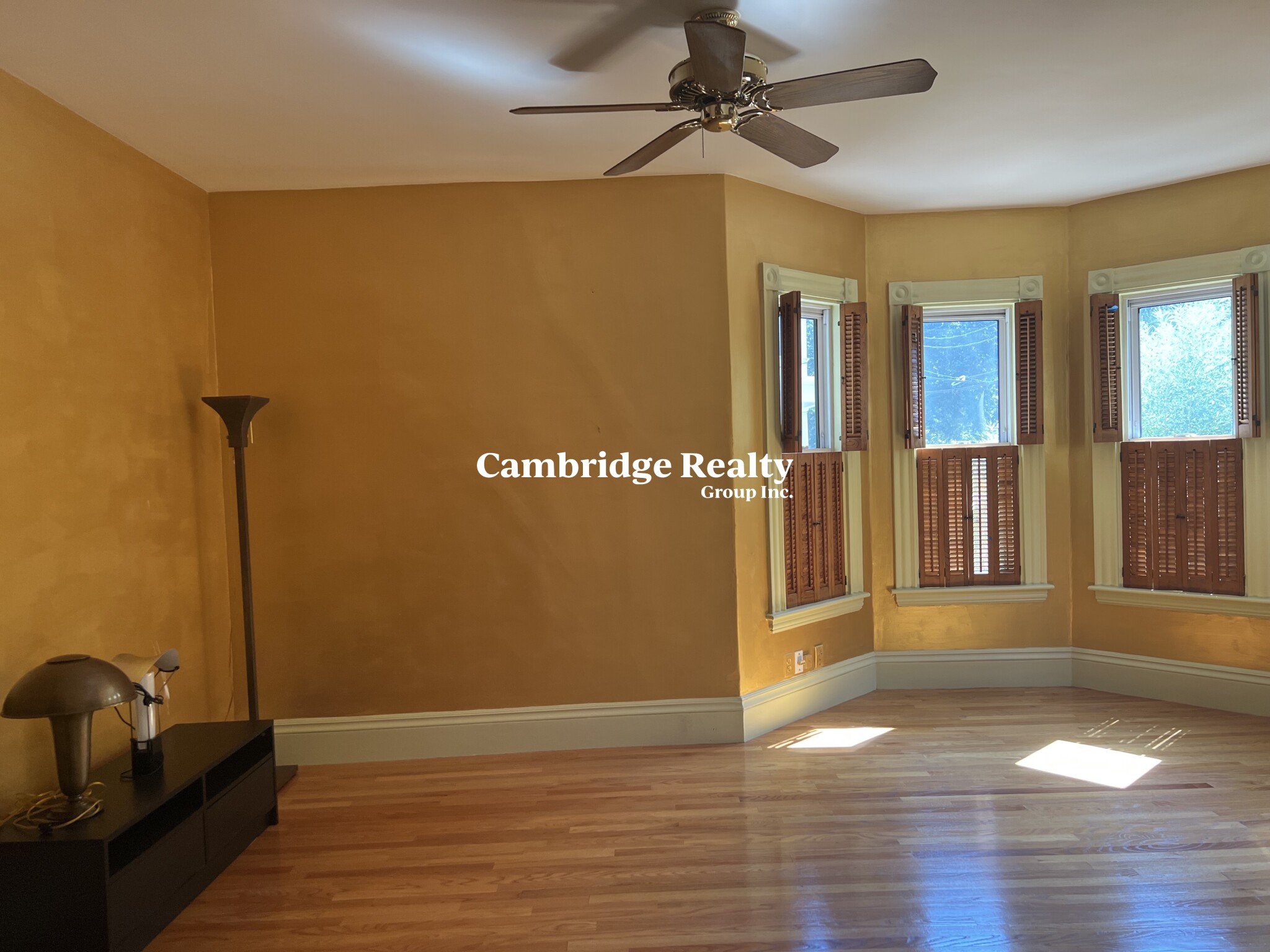 10 Sumner Rd, Harvard Square