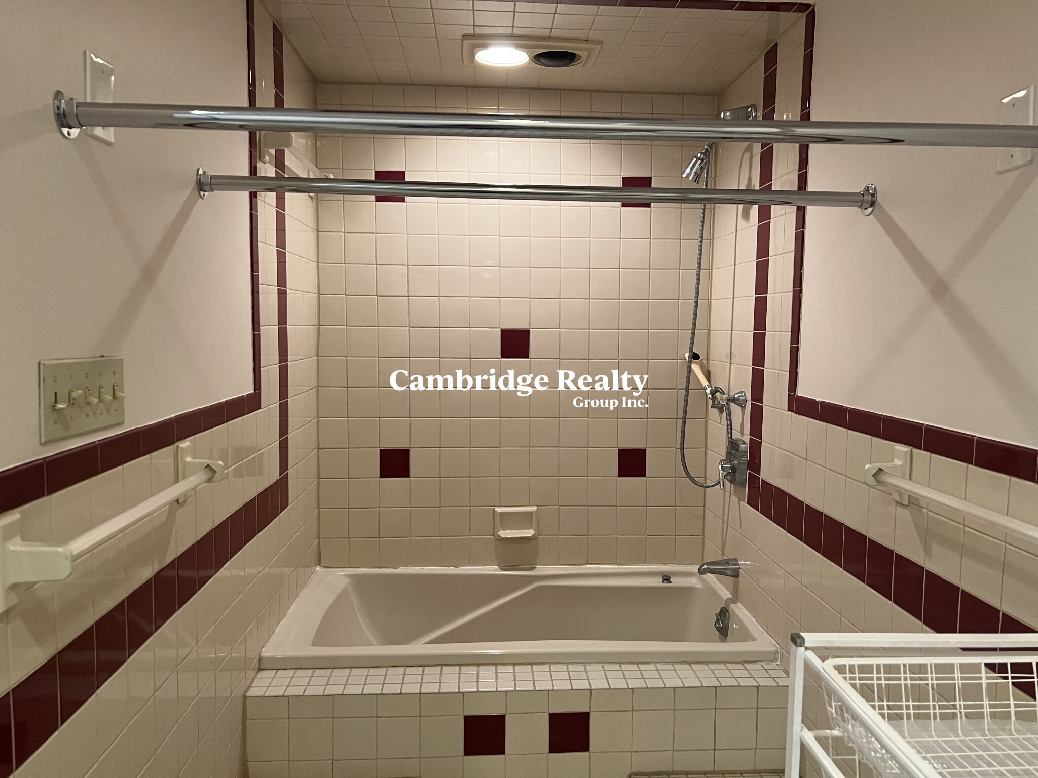 10 Sumner Rd, Harvard Square