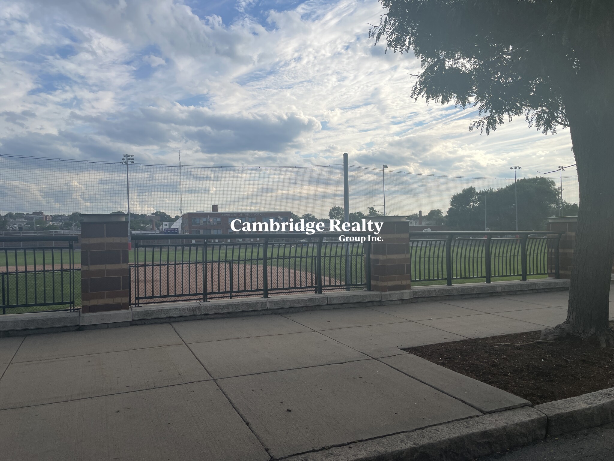 543 Broadway, Magoun Square