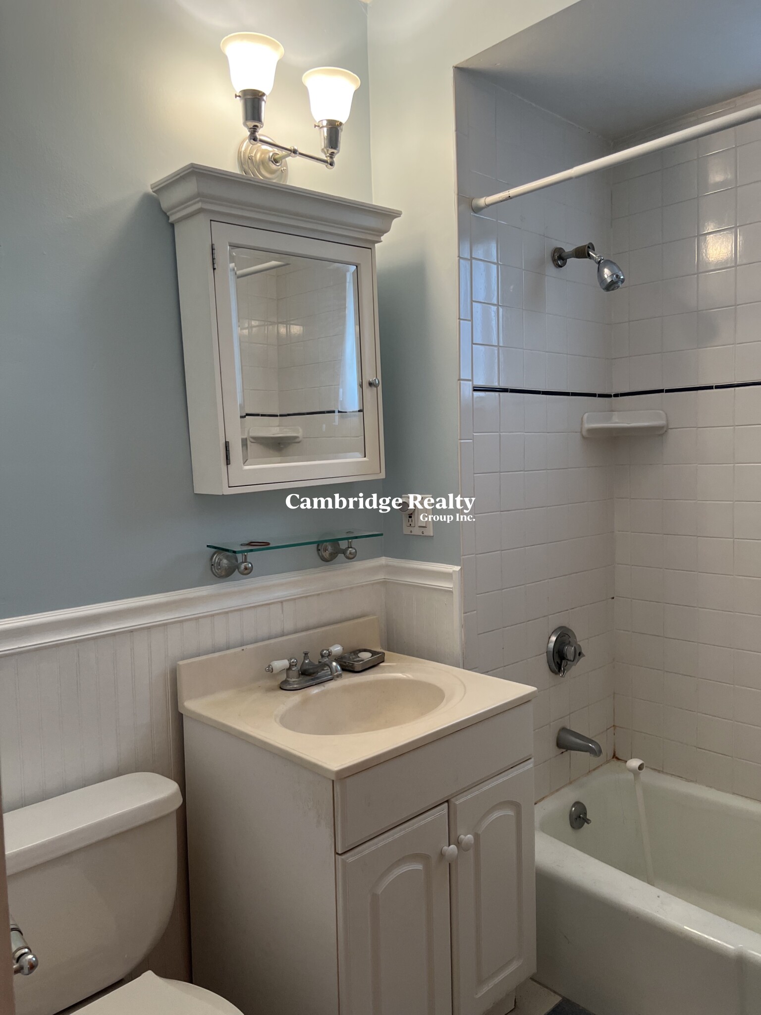 14 Edward Sullivan Rd, West Cambridge