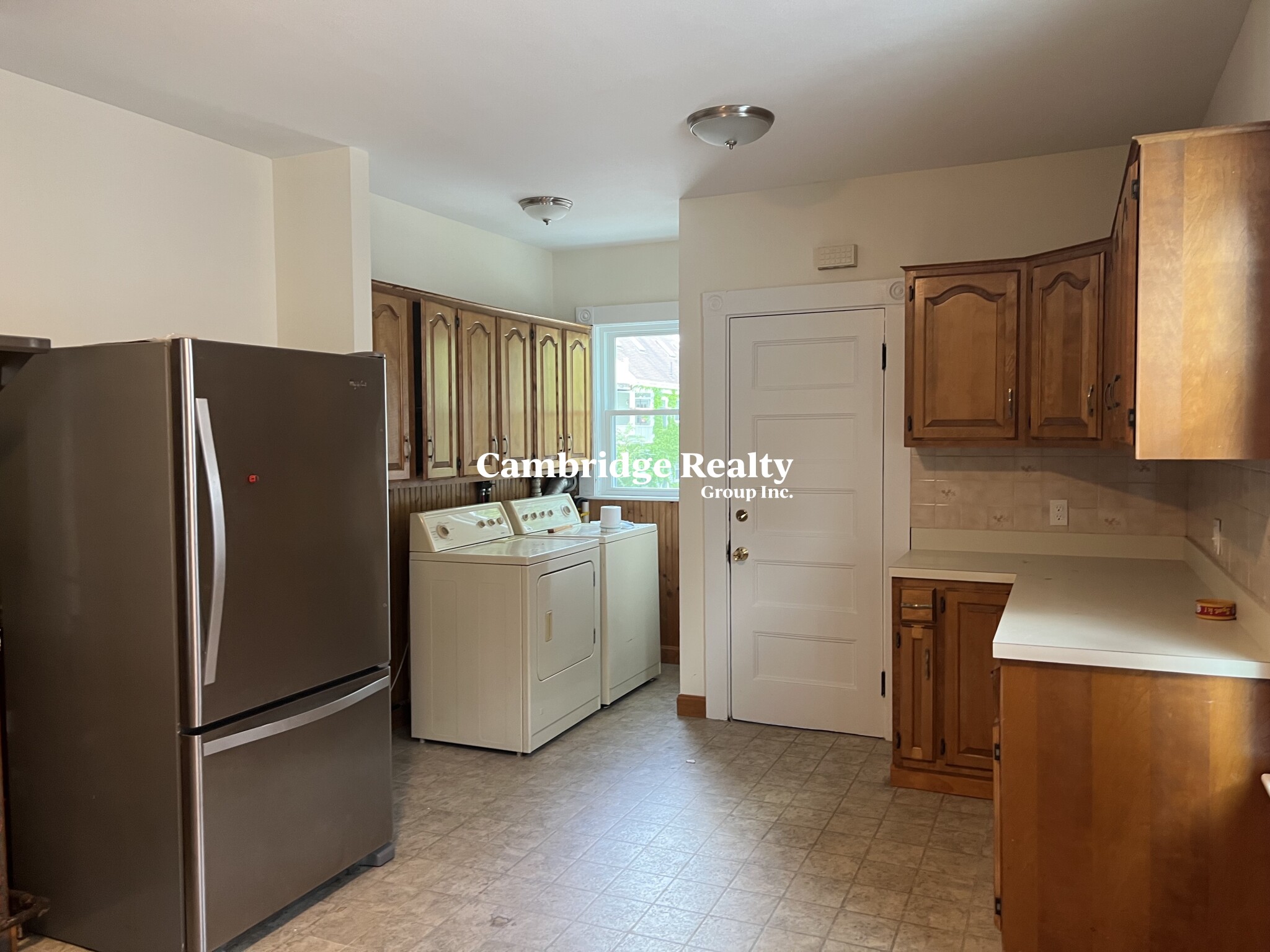 16 Edward Sullivan Rd, West Cambridge