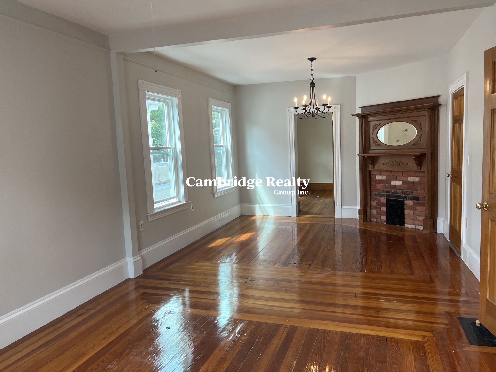 16 Edward Sullivan Rd, West Cambridge