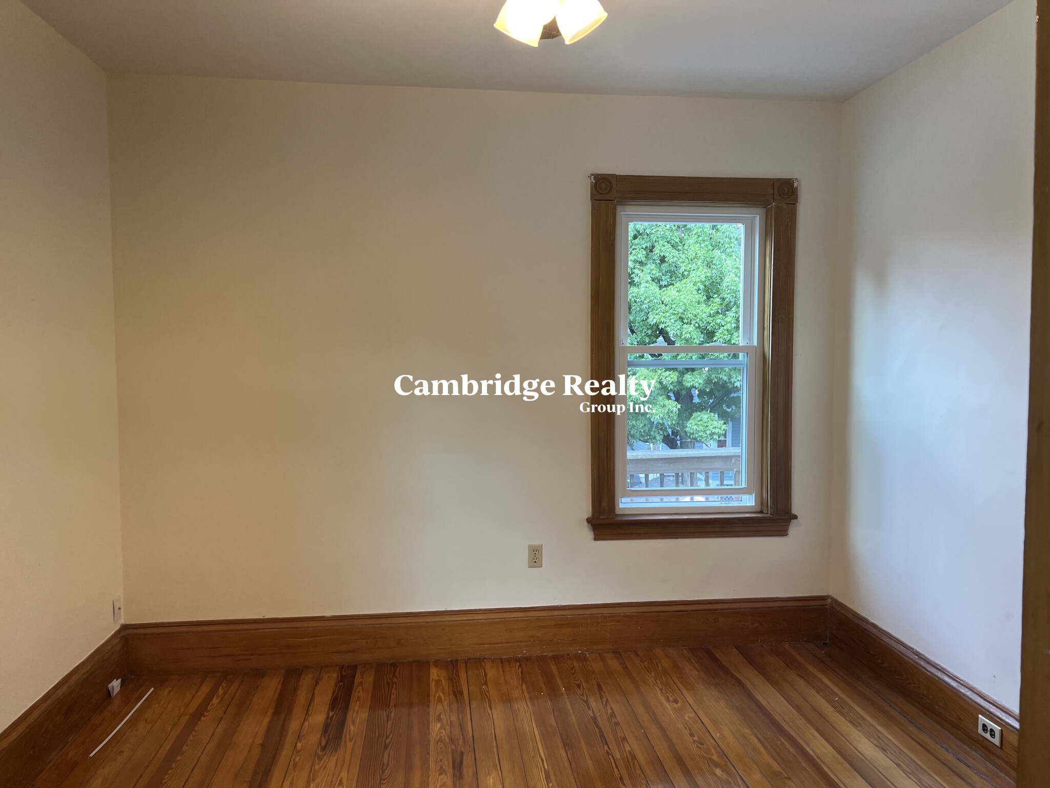 16 Edward Sullivan Rd, West Cambridge