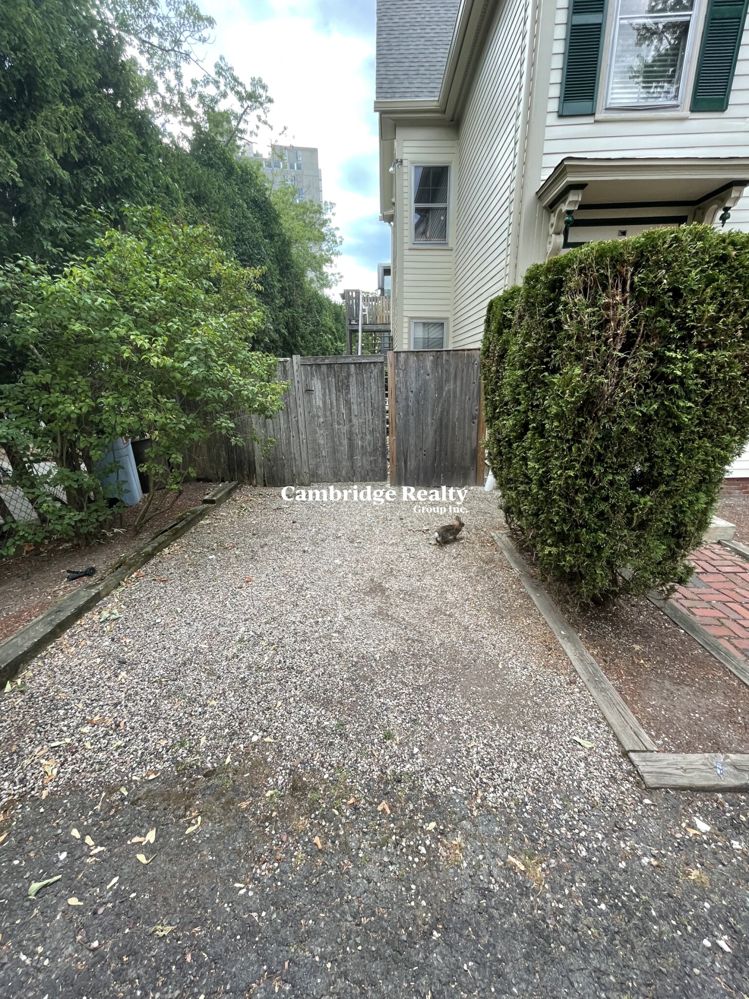 2 Walker Ct, Cambridgeport