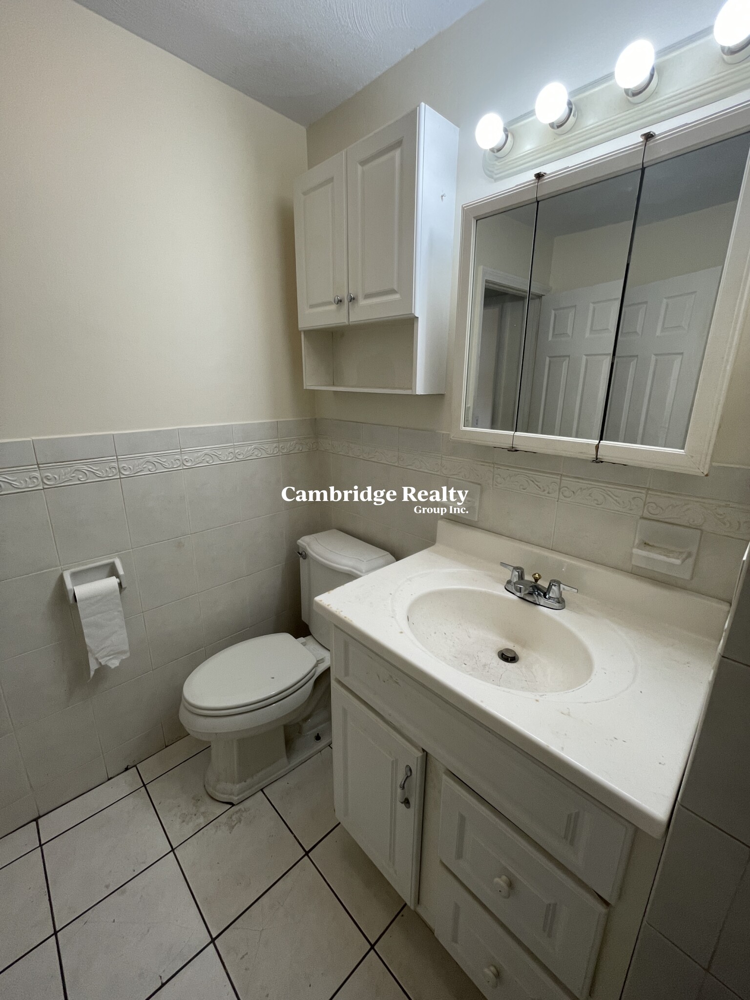 543 Broadway, South Medford