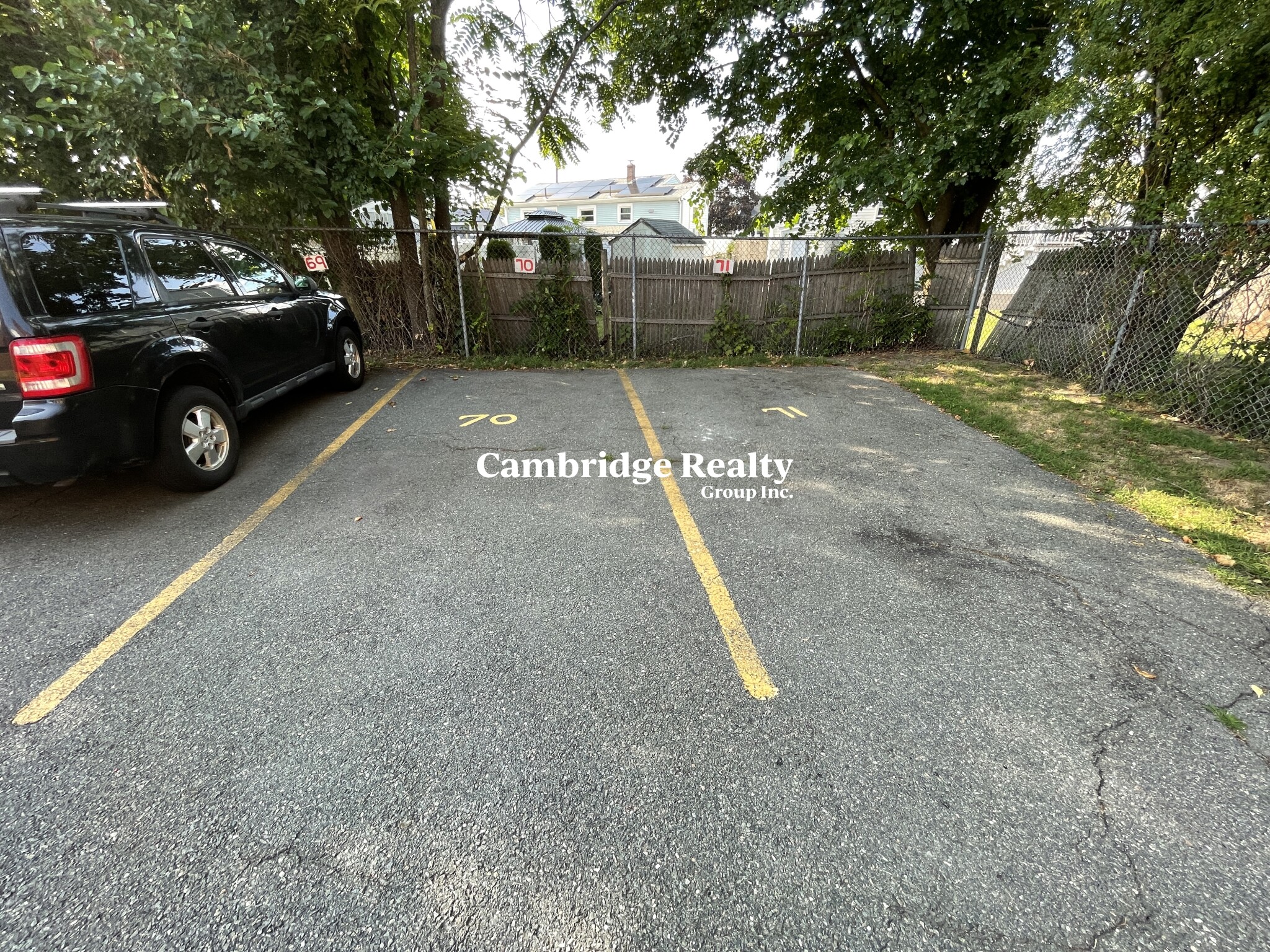 33 Lodgen Ct, Malden