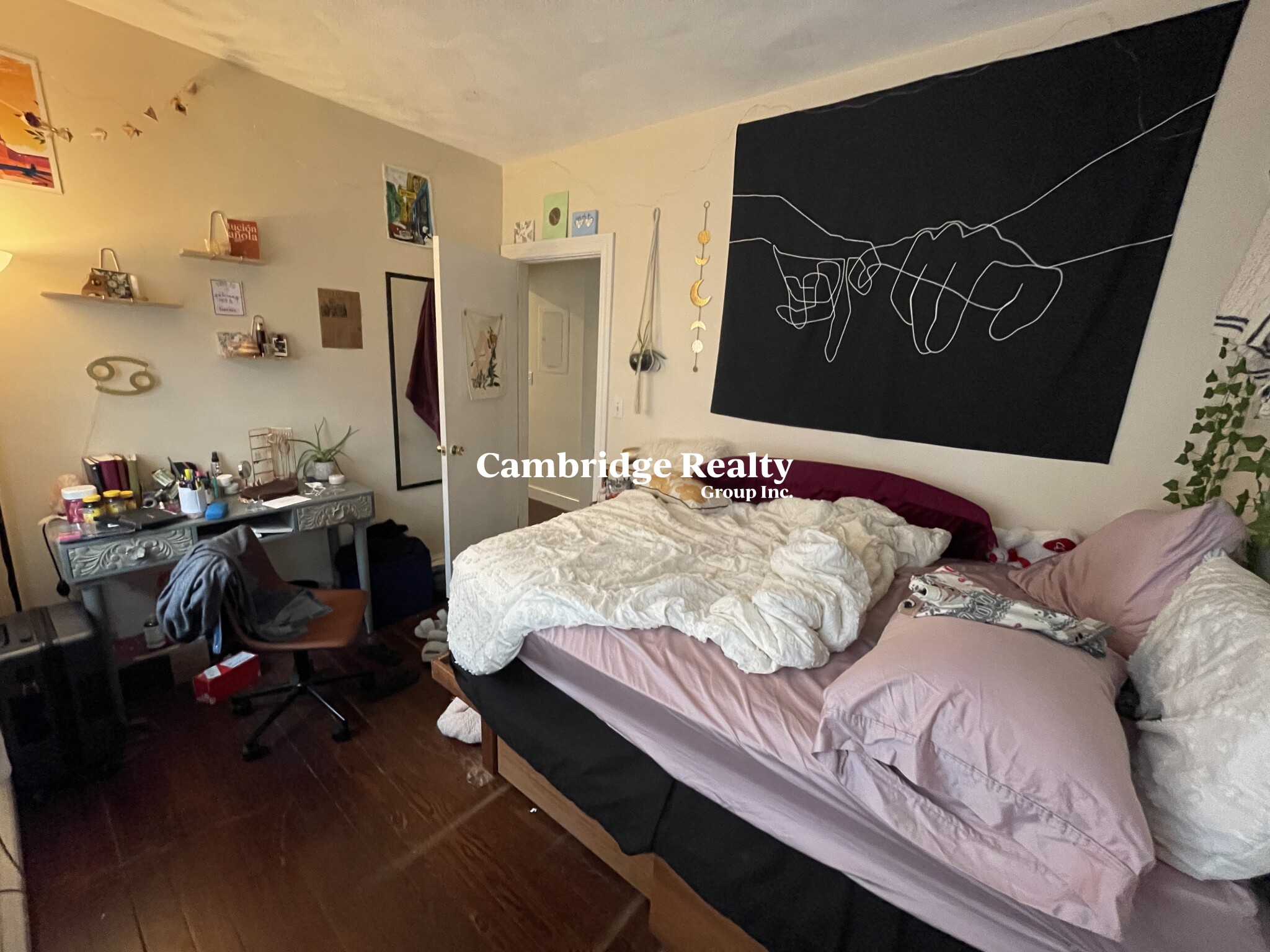 290 Boston Ave, Medford