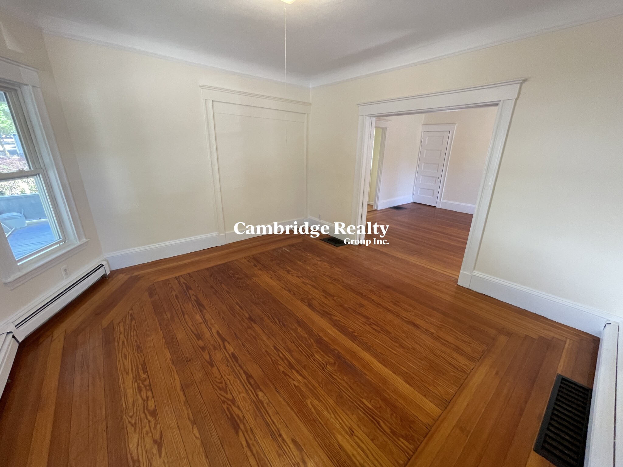 147 Willow Ave, Davis Square