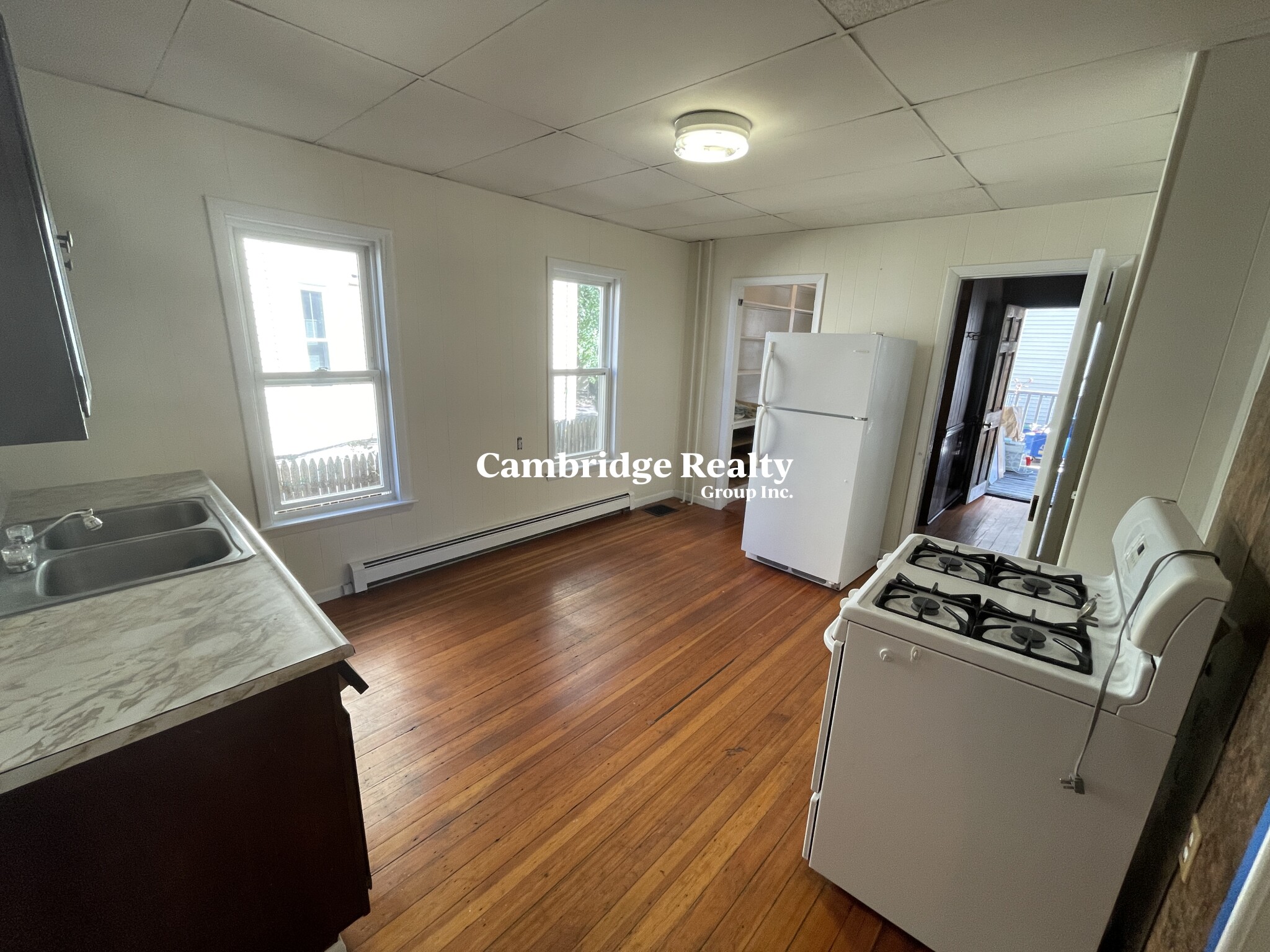 147 Willow Ave, Davis Square