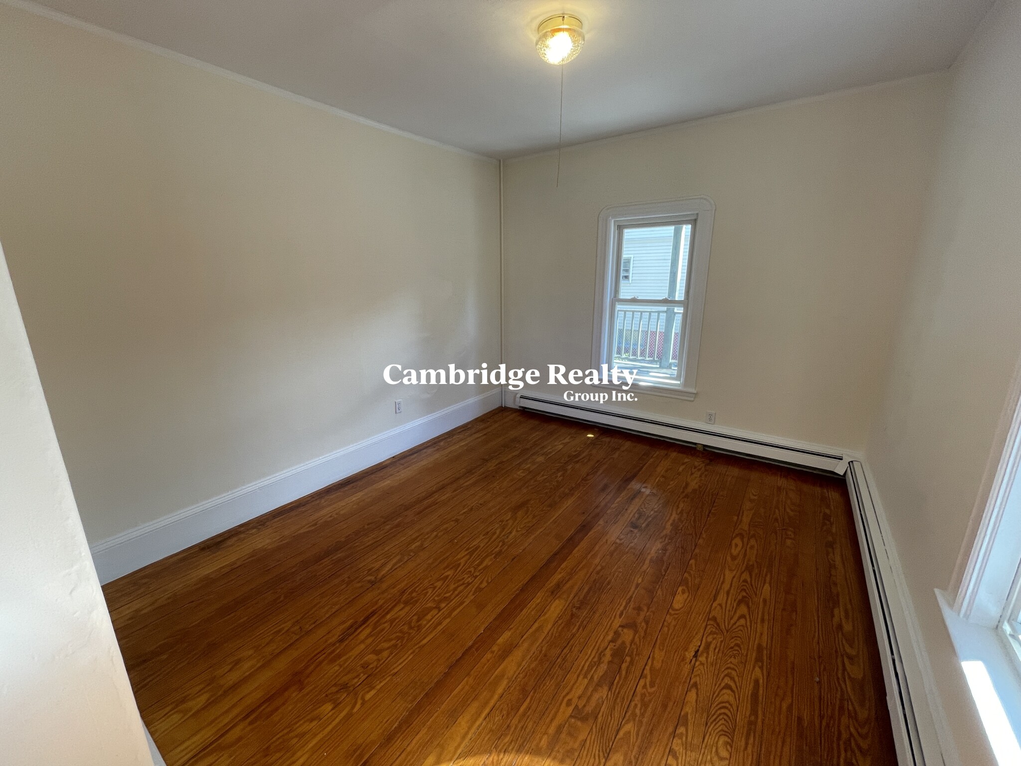 147 Willow Ave, Davis Square