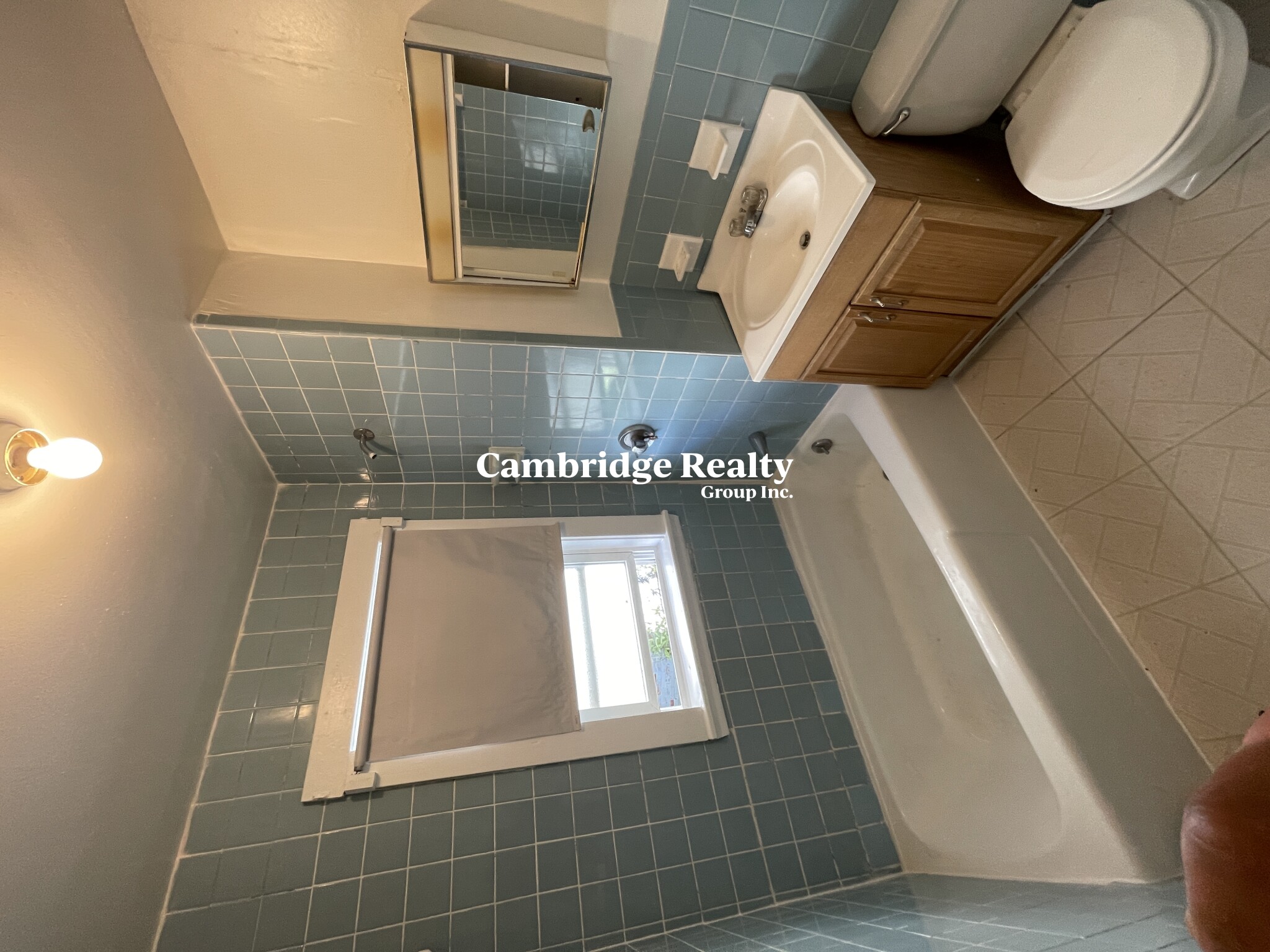 147 Willow Ave, Davis Square