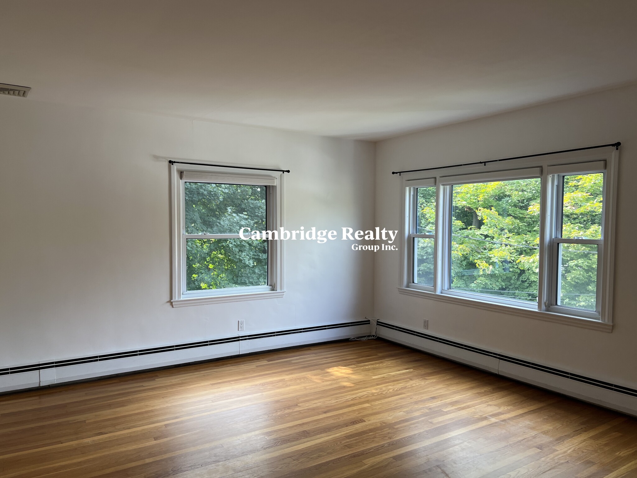 50 Marion Rd, Arlington