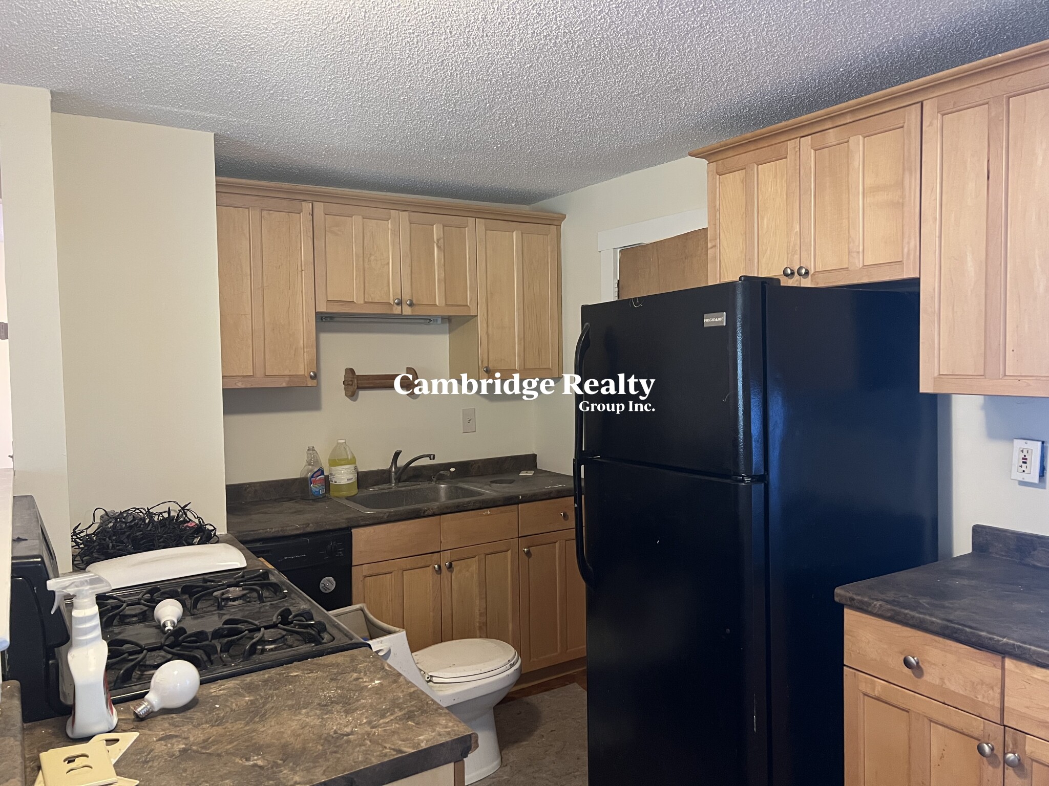 4 Park St, Arlington