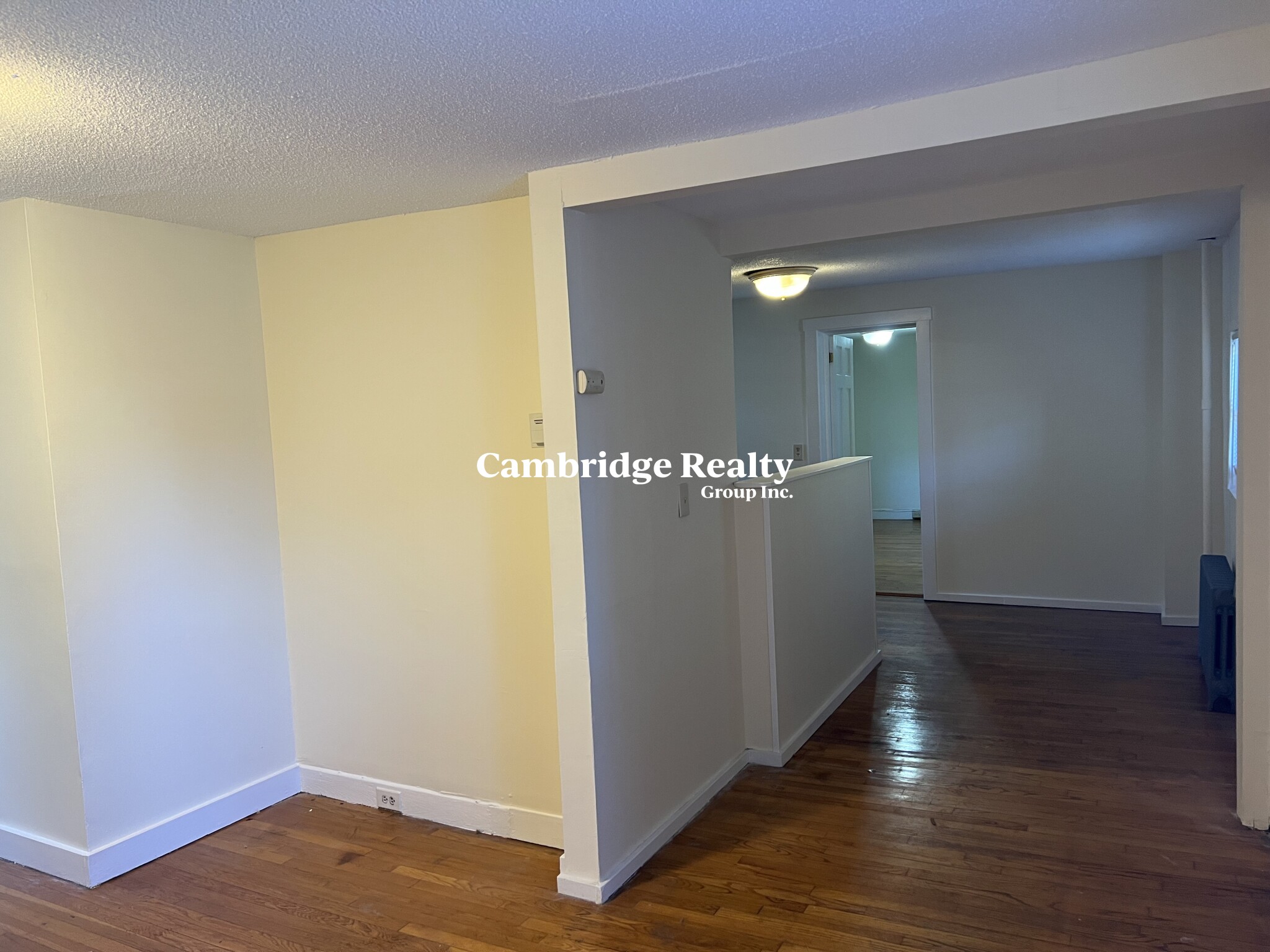 4 Park St, Arlington