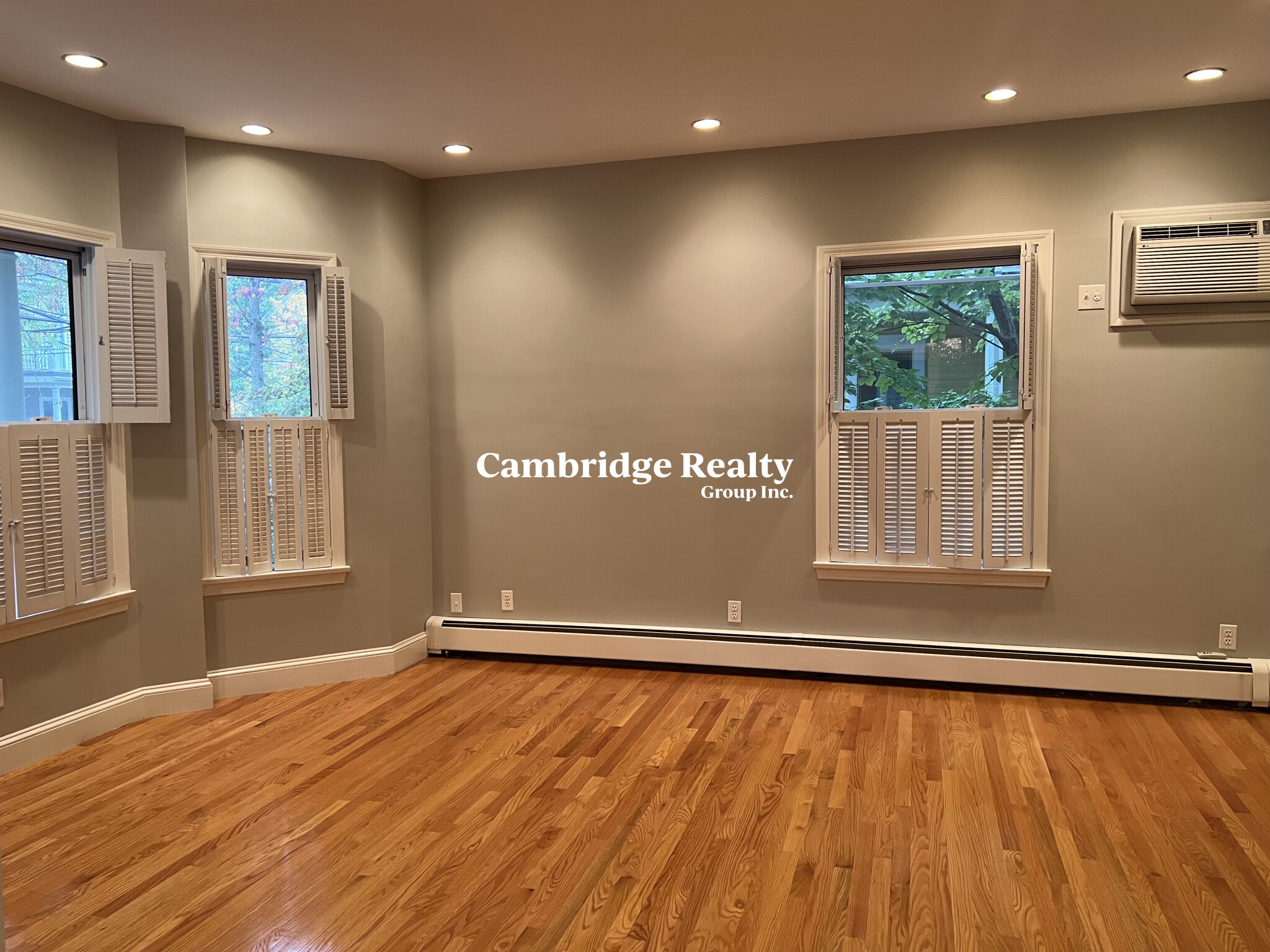12 Sumner Rd, Mid-Cambridge