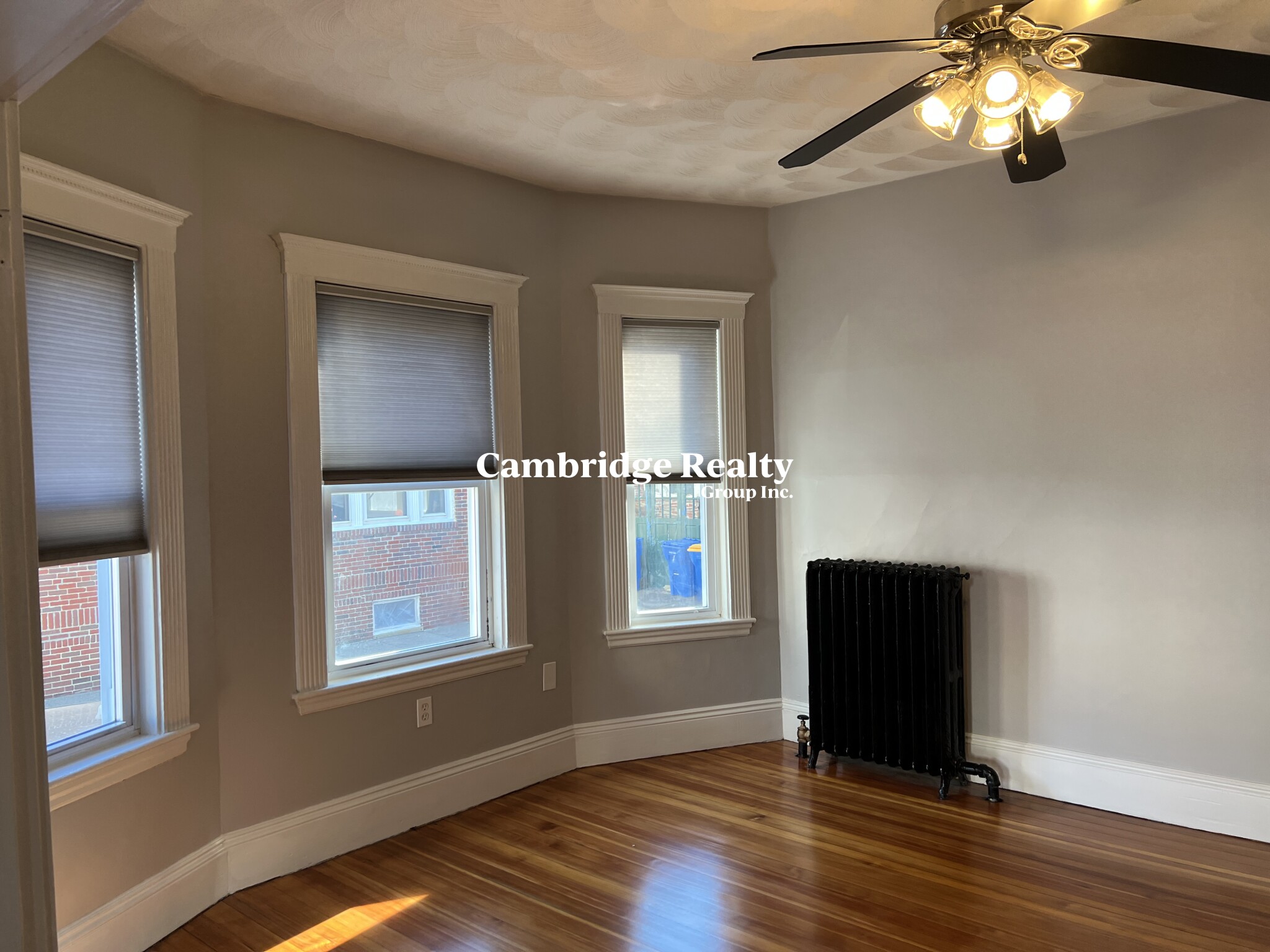 47 Pearl Ave, Winthrop