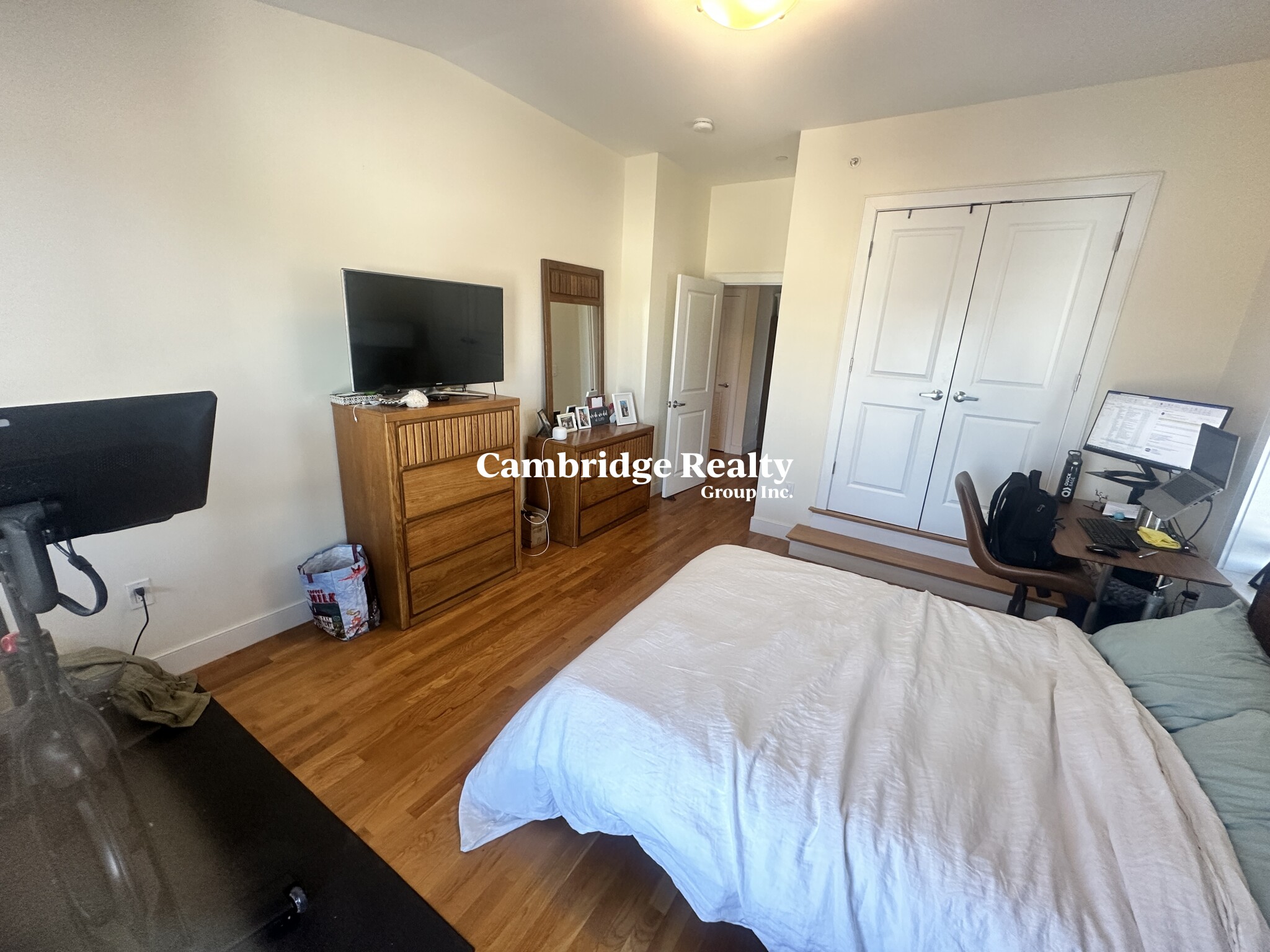 377 Summer St ,, Davis Square