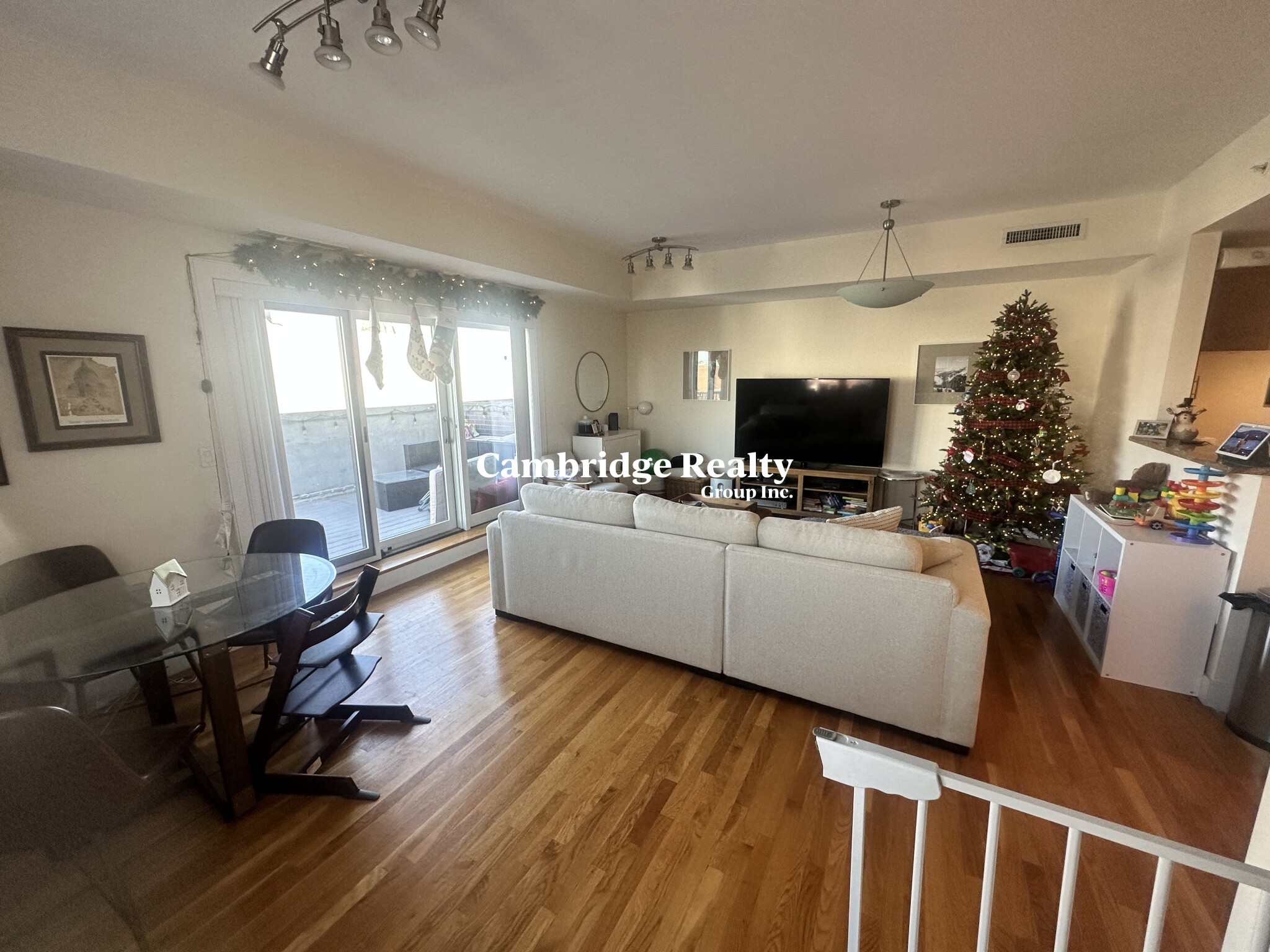 377 Summer St ,, Davis Square